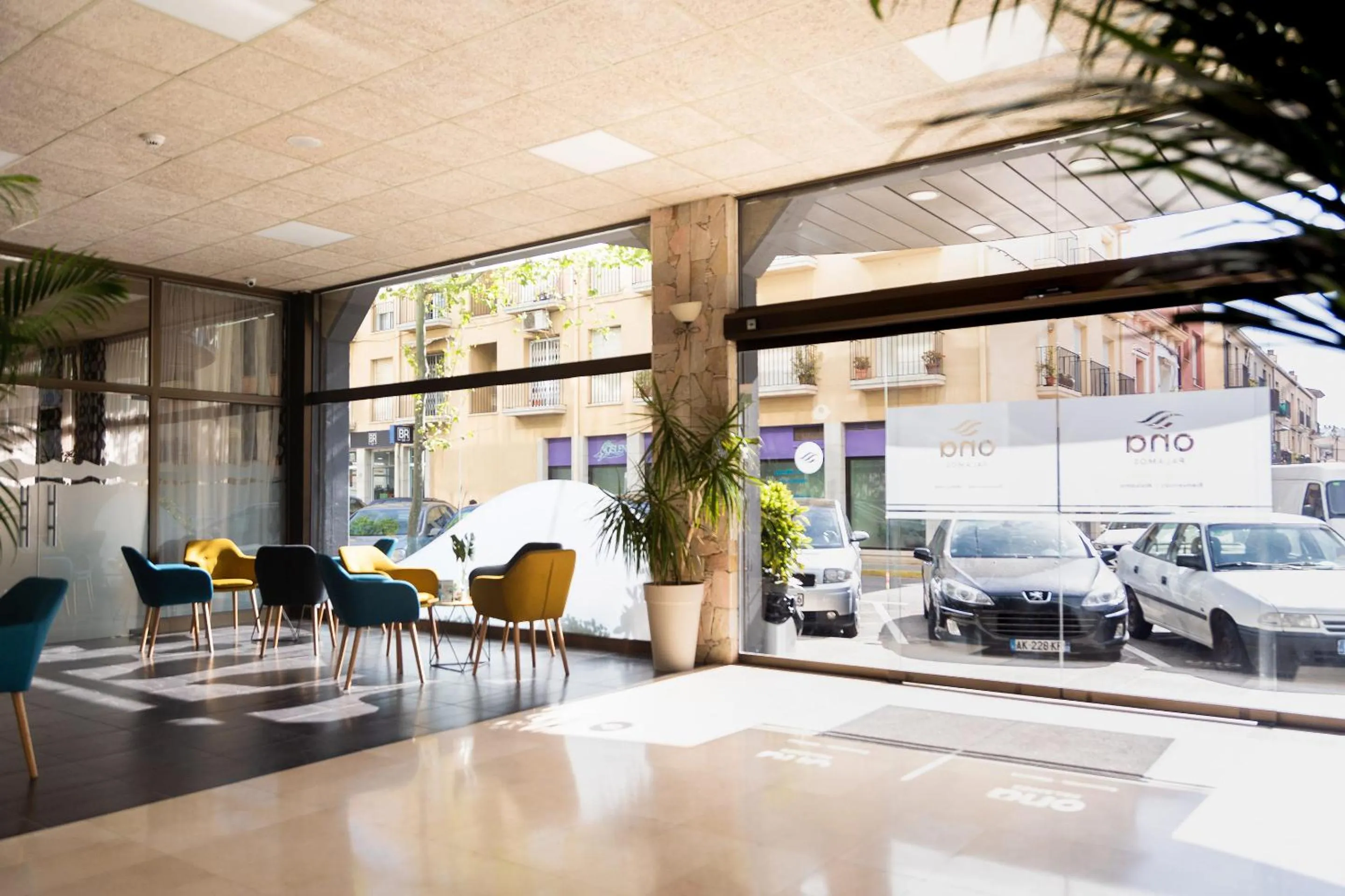 Seating area in Aparthotel Ona Palamós