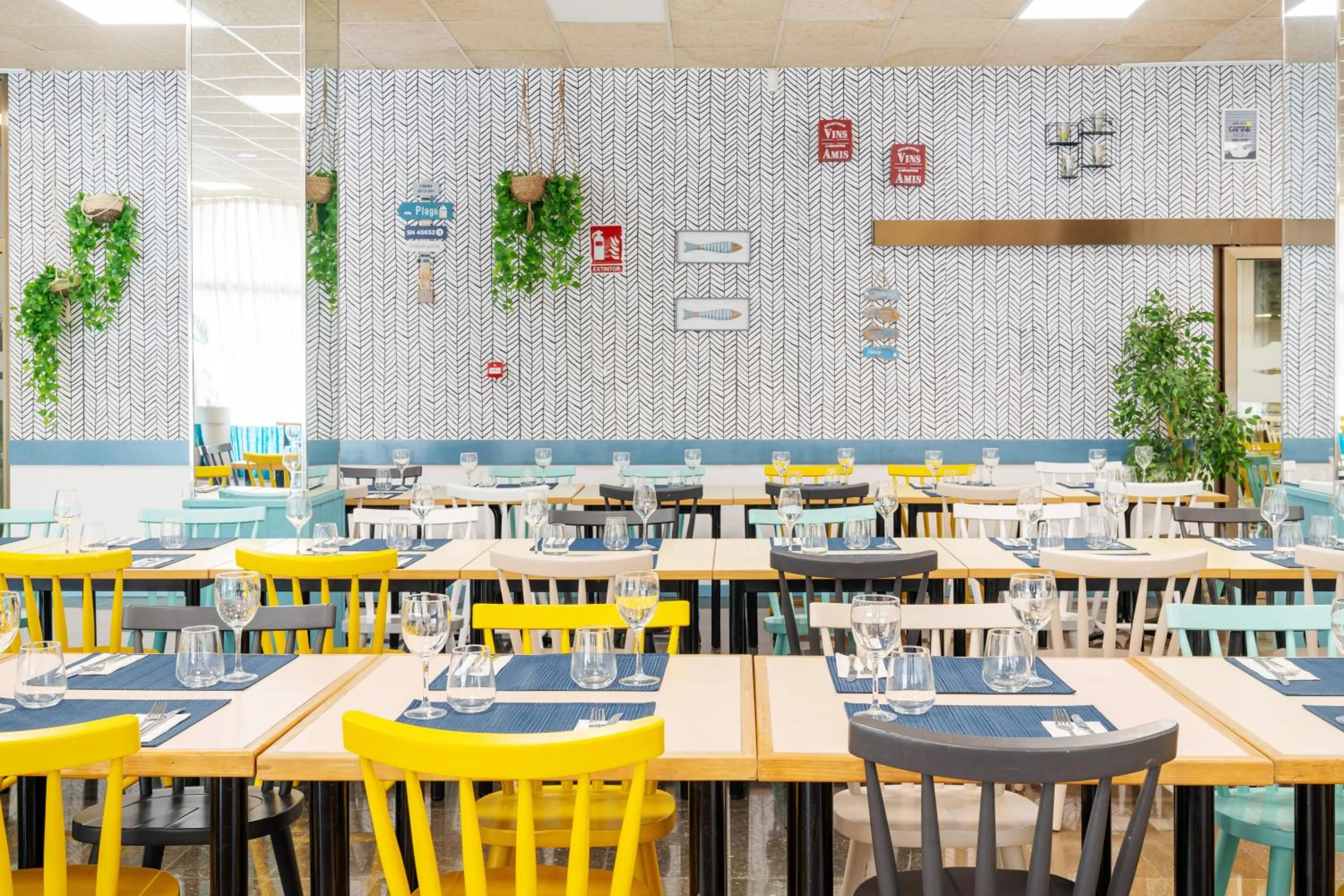 Restaurant/places to eat in Aparthotel Ona Palamós