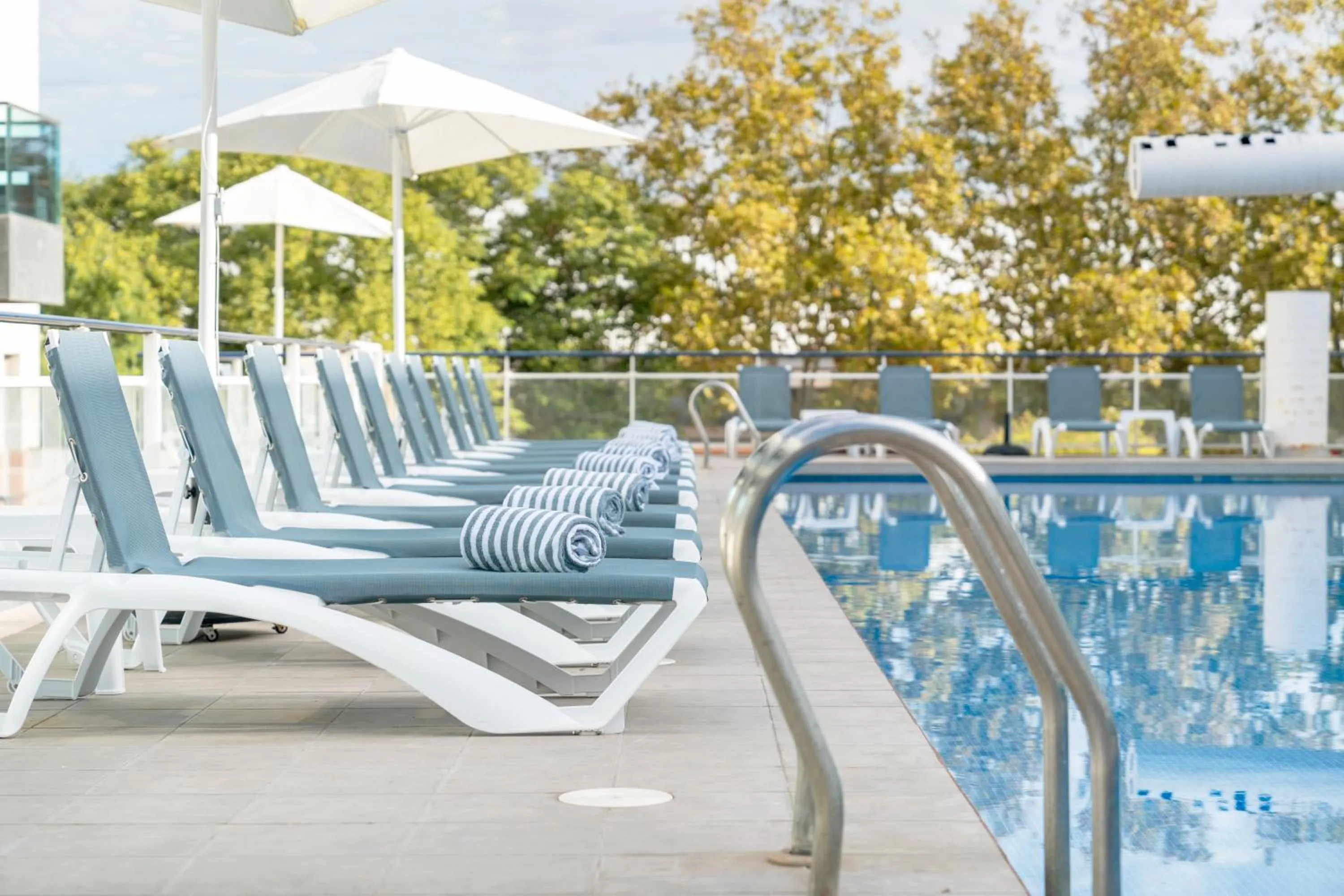 Swimming pool in Aparthotel Ona Palamós