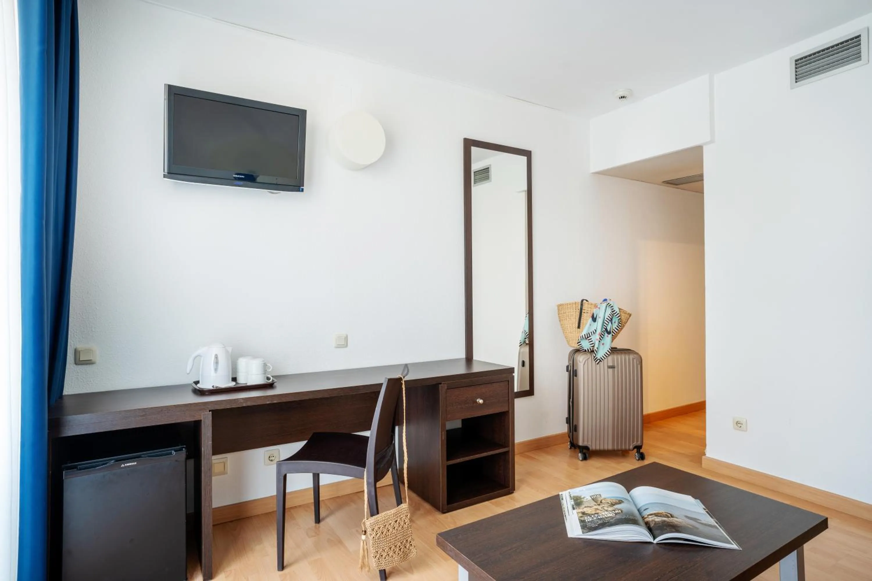 Living room in Aparthotel Ona Palamós