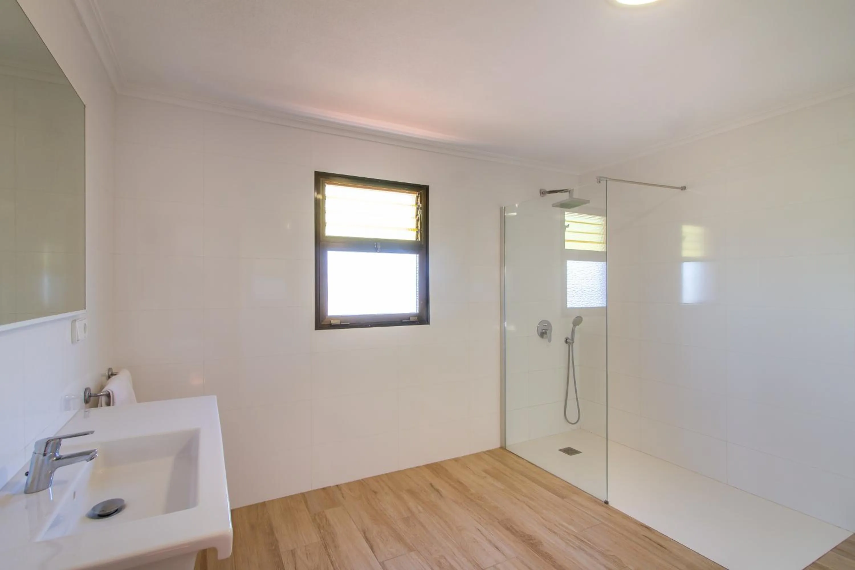 Shower in Apartamentos Michel Angelo Benidorm