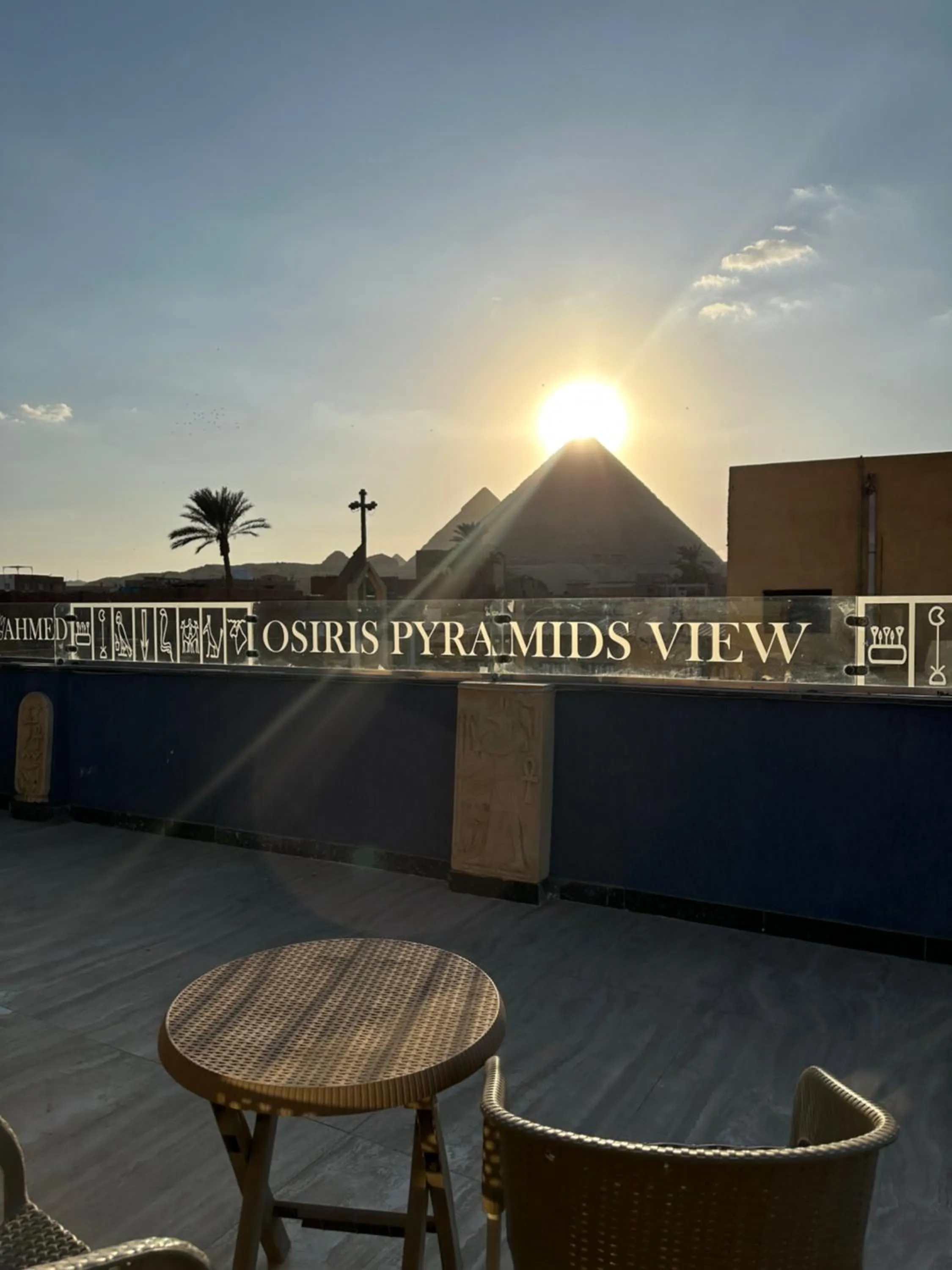 Osiris pyramids view inn