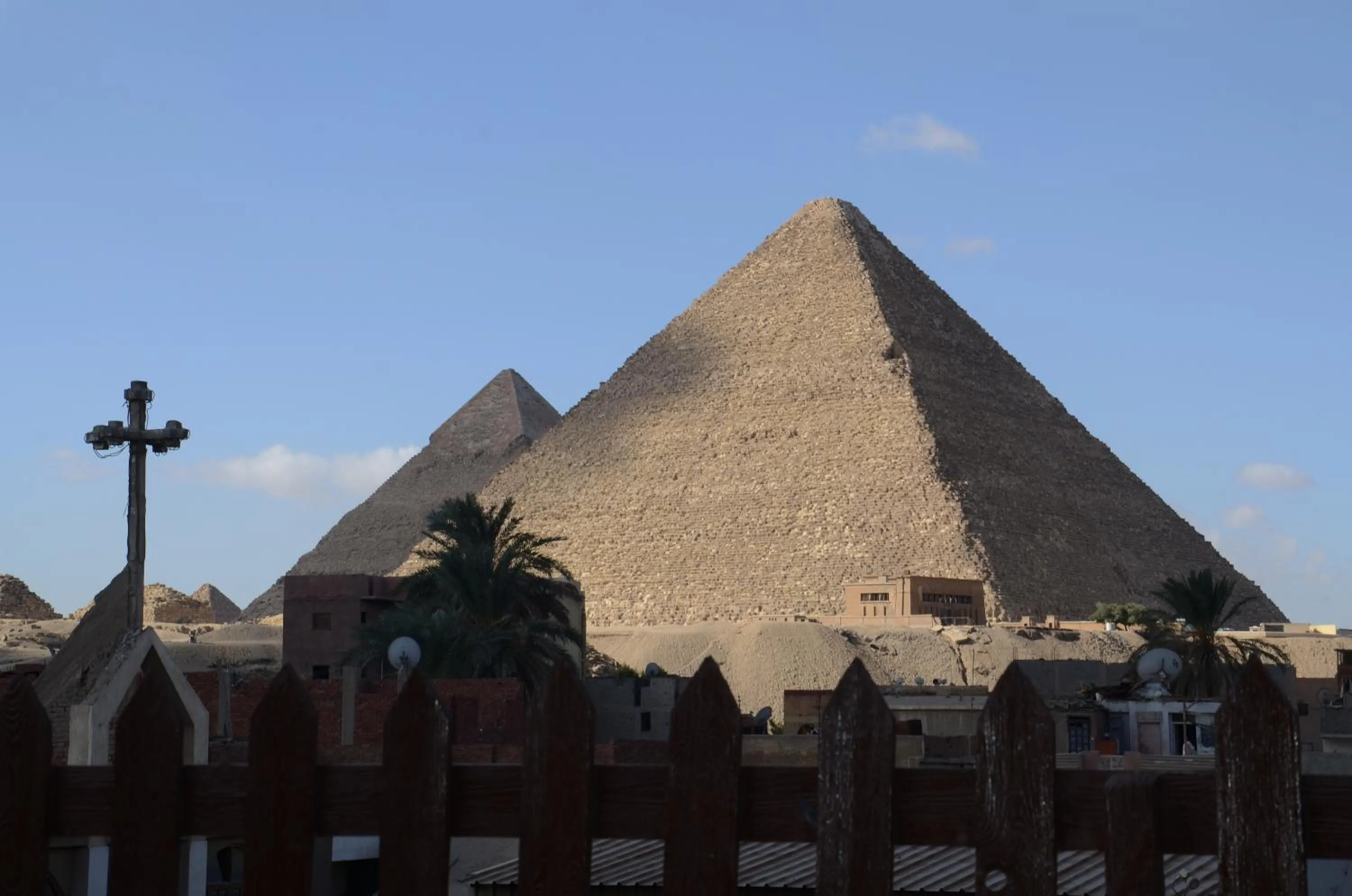 Nearby landmark in Osiris pyramids view inn