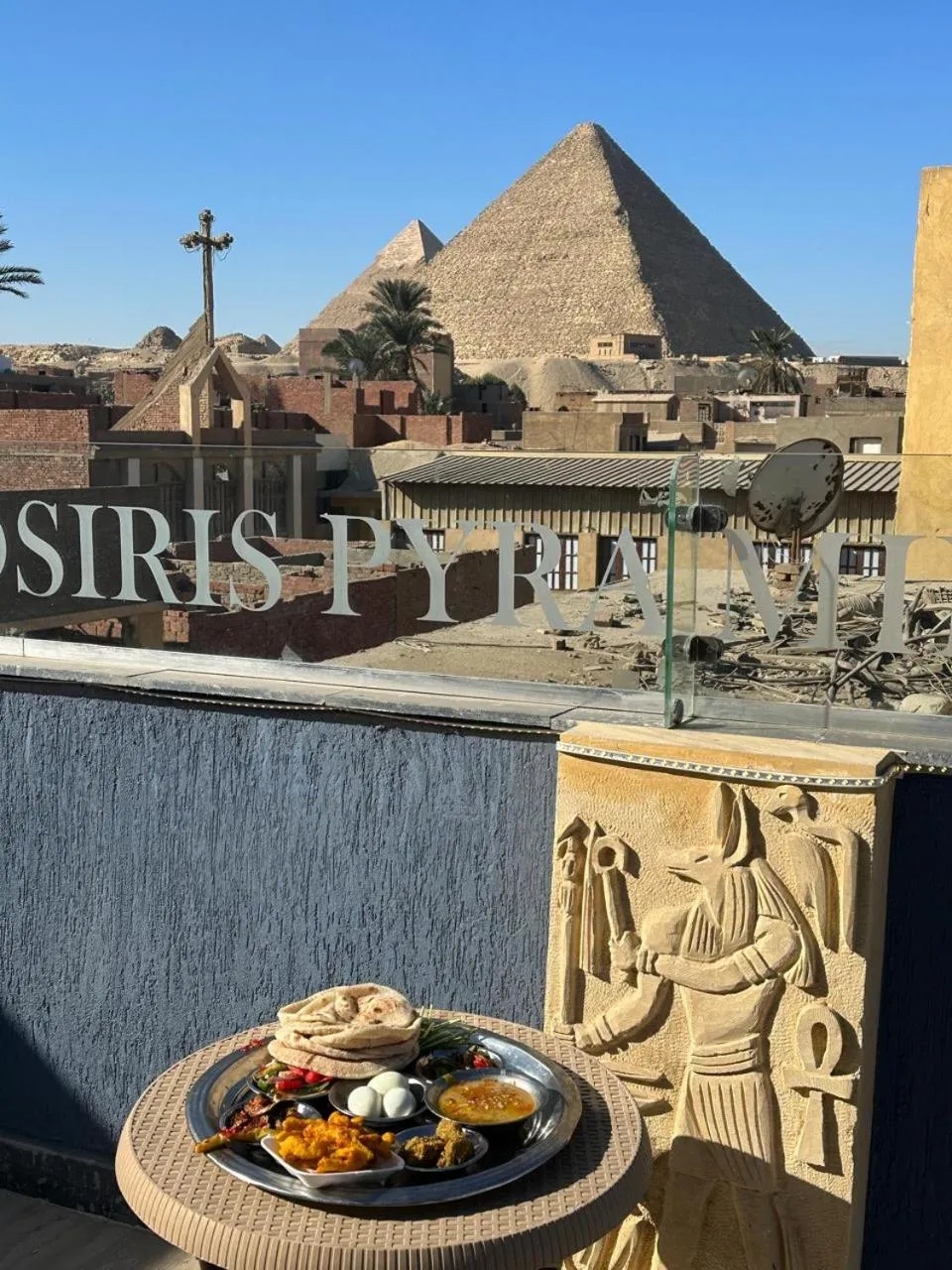 Osiris pyramids view inn