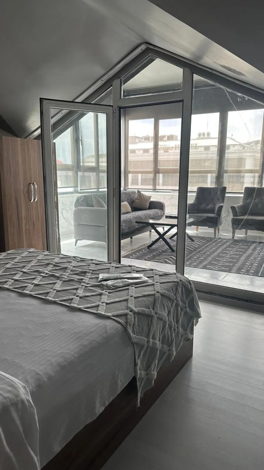 Bed in Heraldic Room Hotel