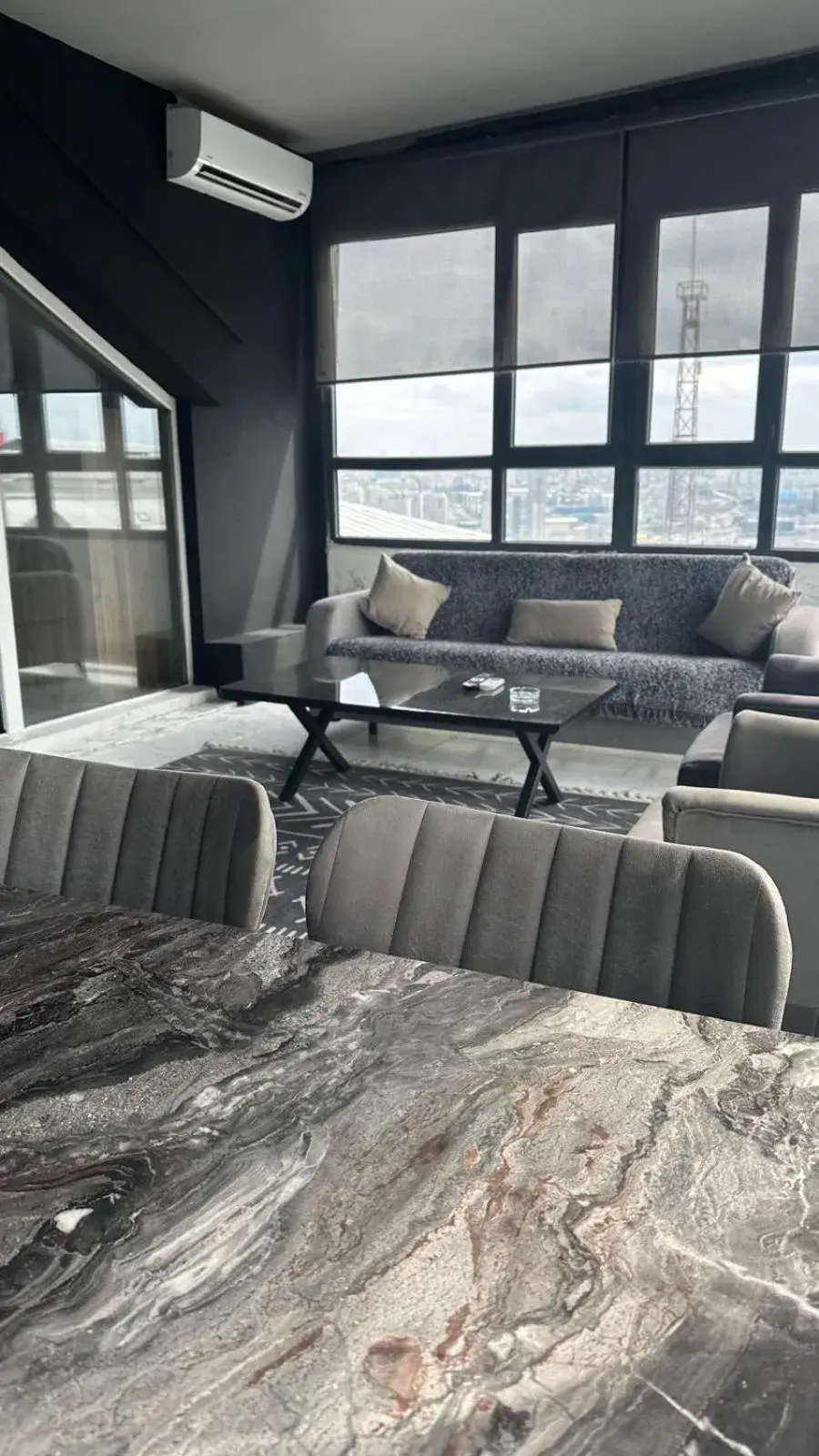 King Suite in Heraldic Room Hotel King Suite in Heraldic Room Hotel