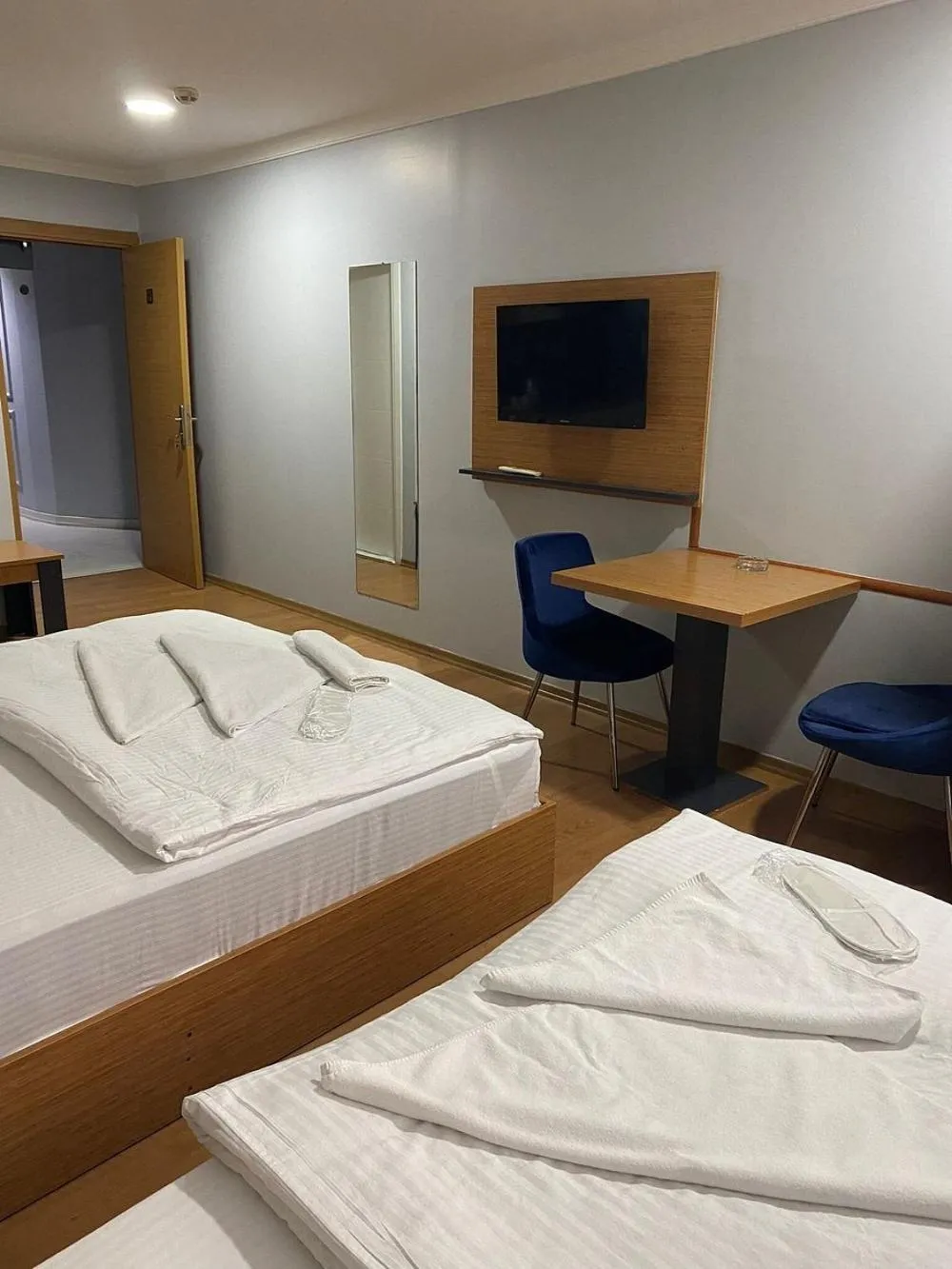 Bed in Heraldic Room Hotel