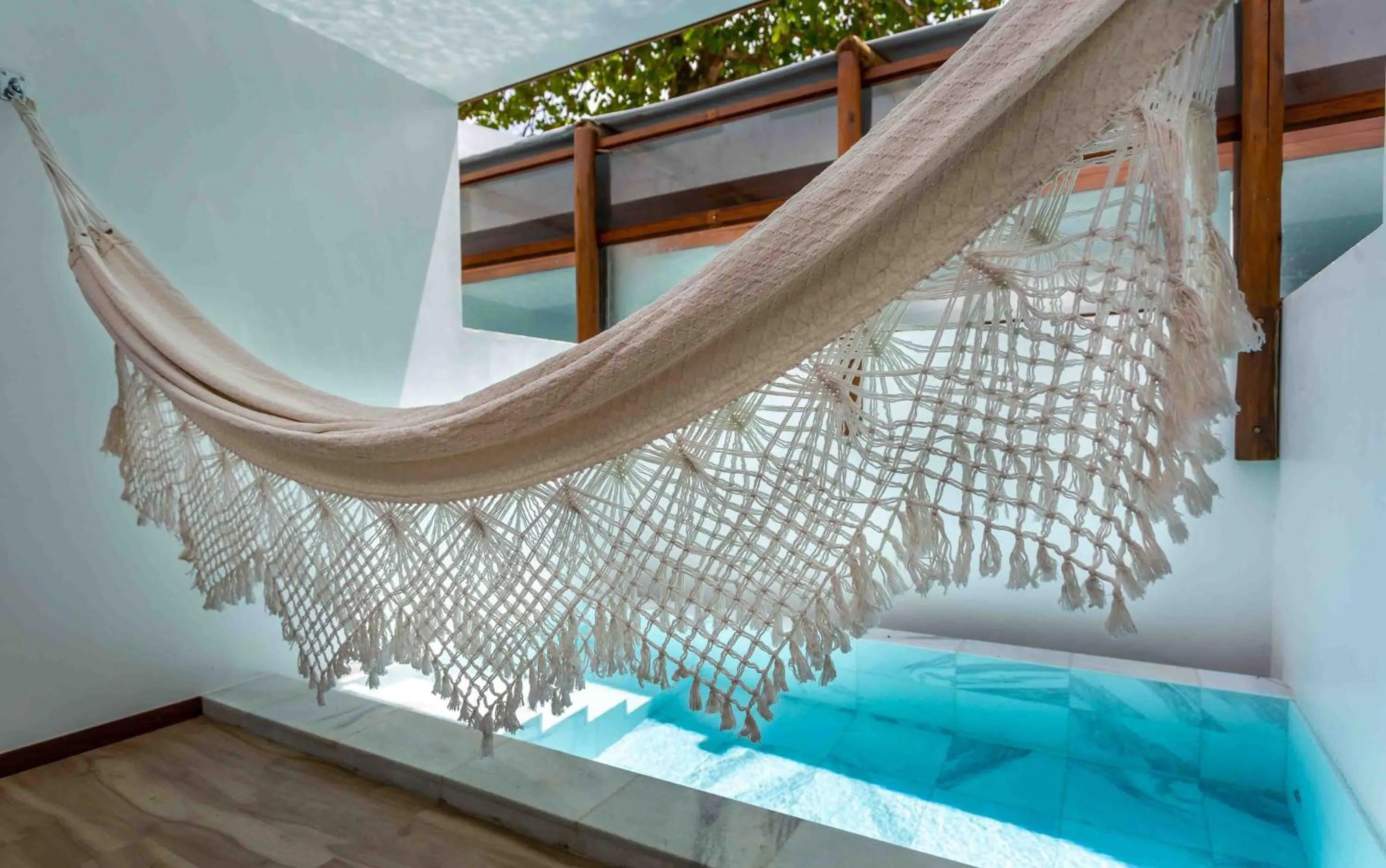 Swimming pool in Aqua by Sambass