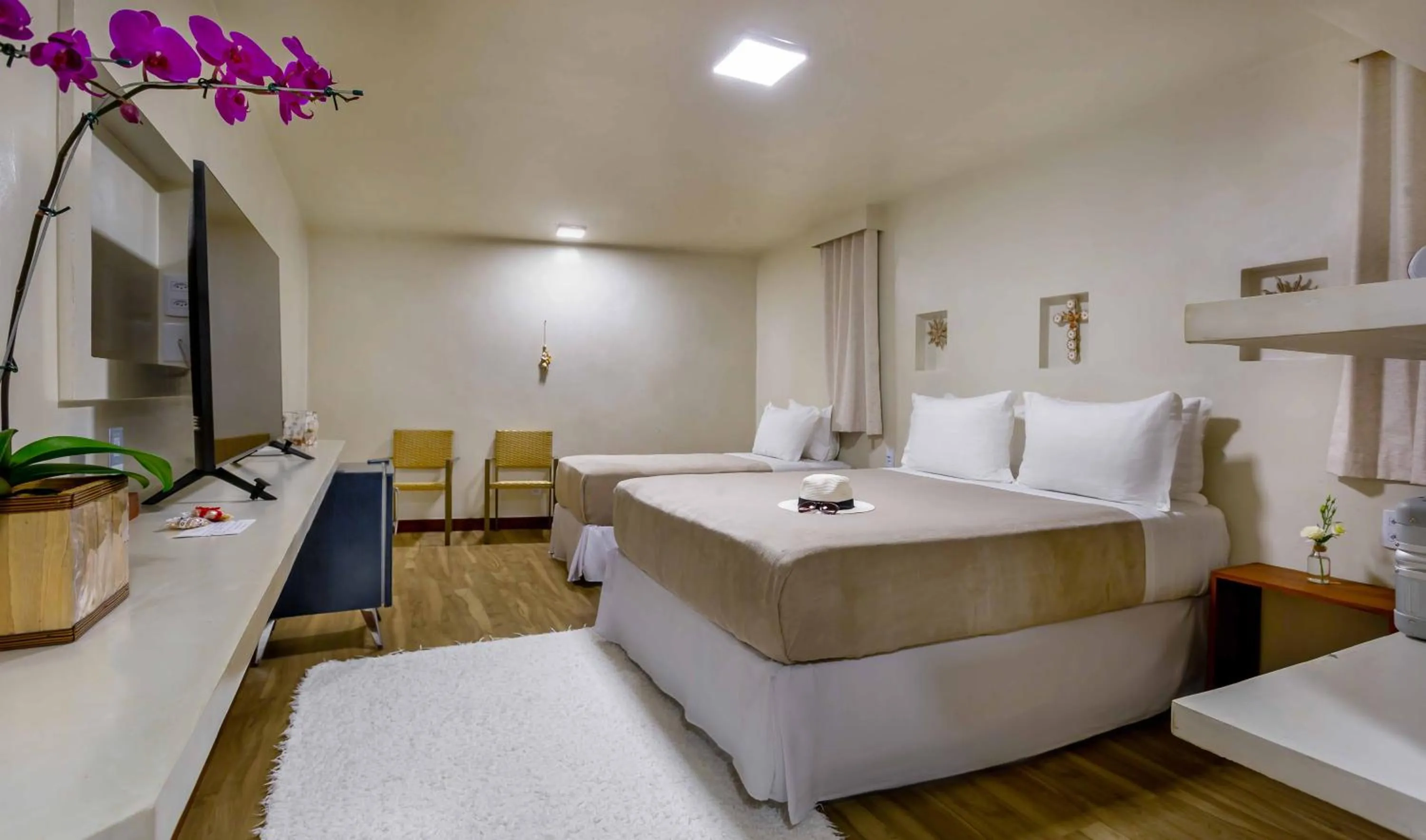 Bed in Aqua by Sambass