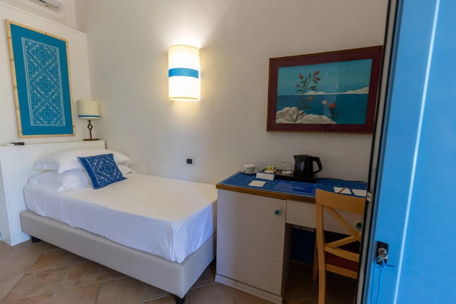 Photo of the whole room, Bed in Riva di Palo Beach Hotel