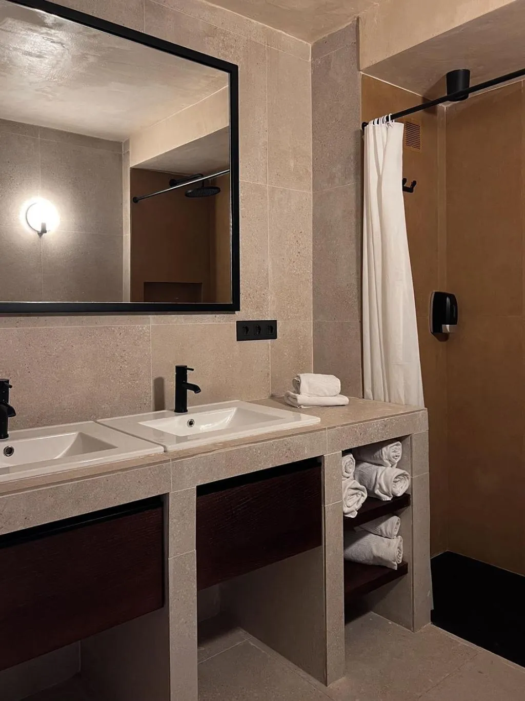 Shower in Apartamentos Playazul