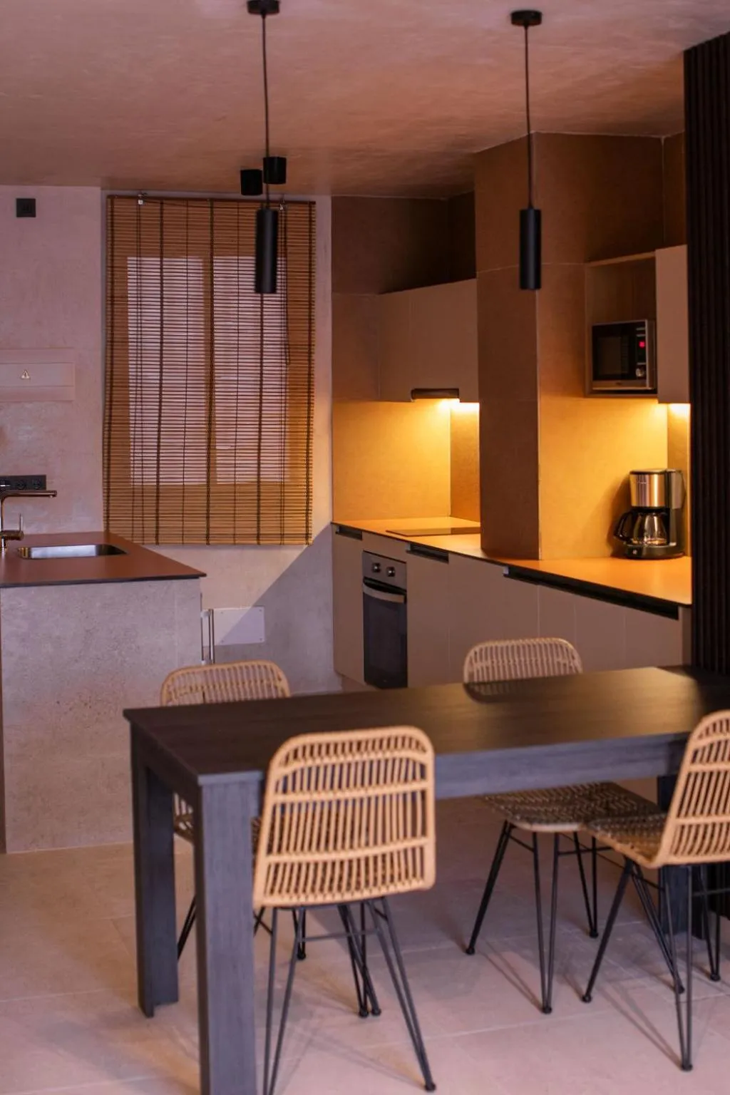 Kitchen or kitchenette in Apartamentos Playazul