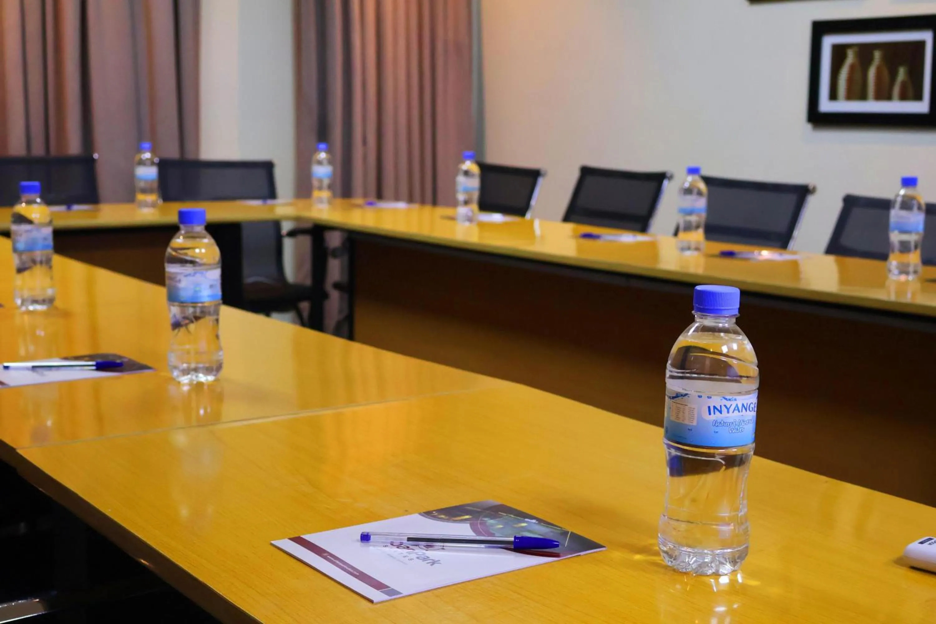 Meeting/conference room in Urban Park Suites Hotel