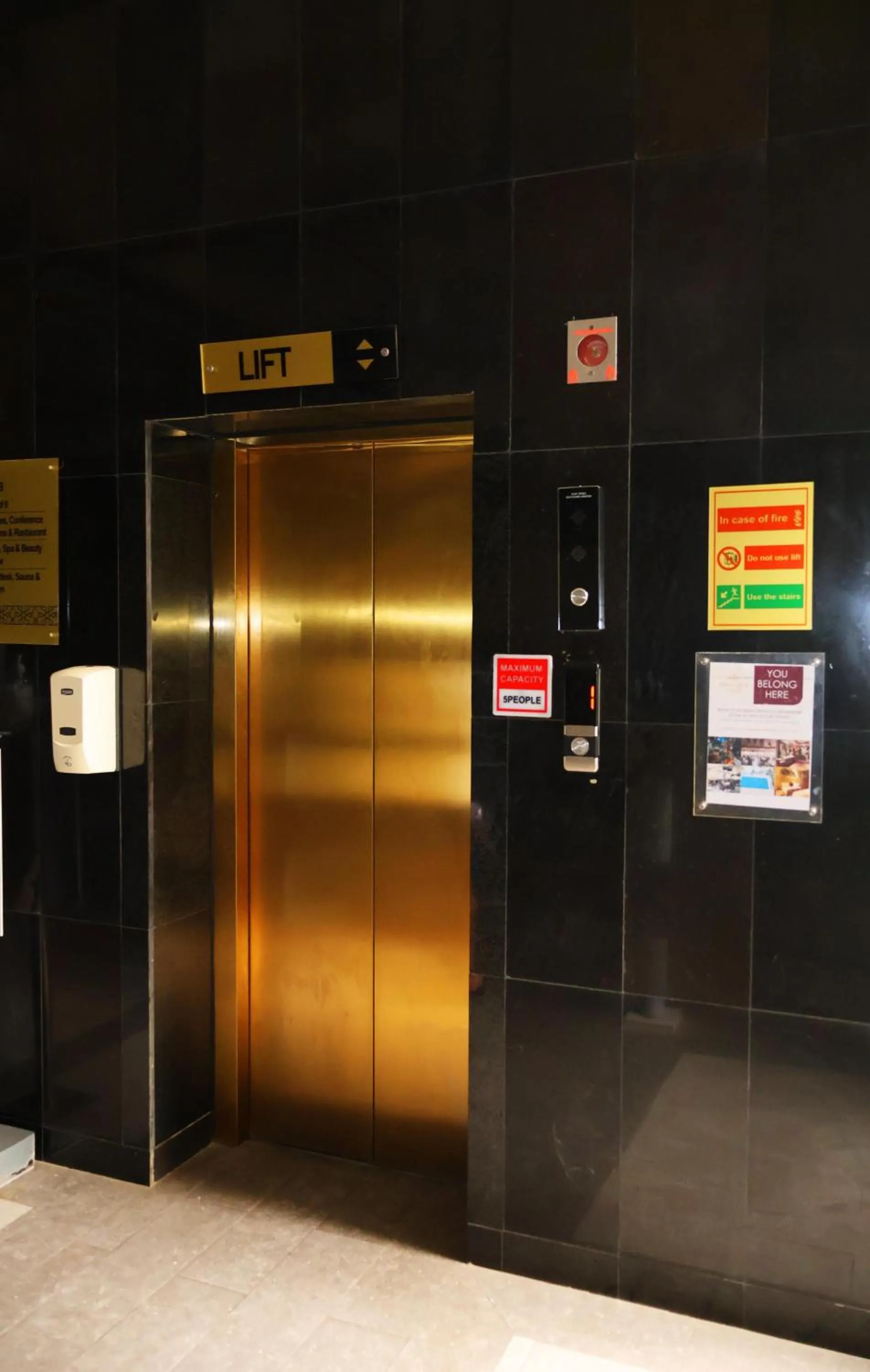 elevator in Urban Park Suites Hotel