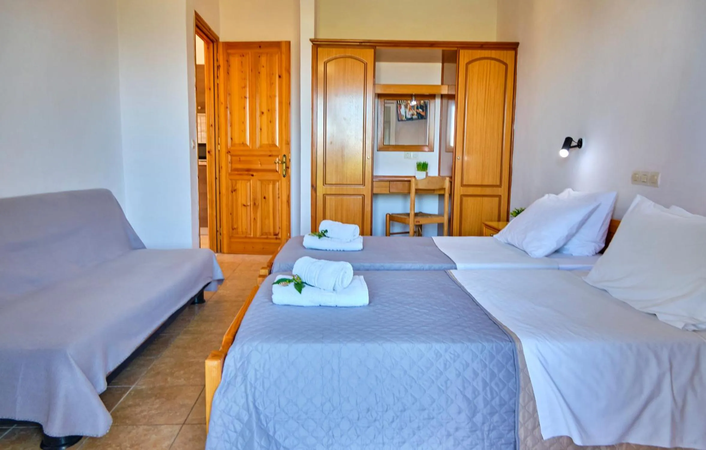 Bed in Nikos Kalamaki Corfu