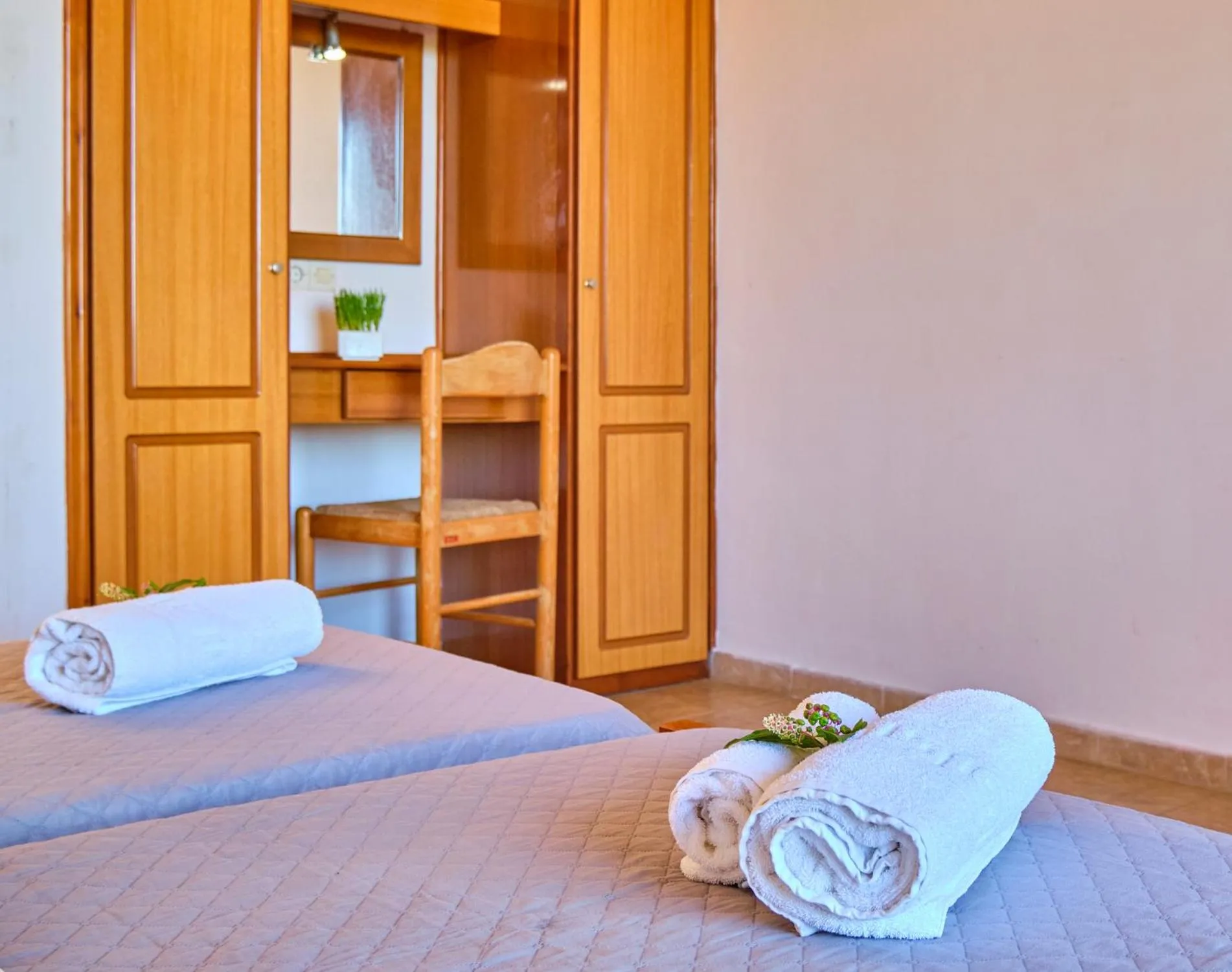 Bed in Nikos Kalamaki Corfu