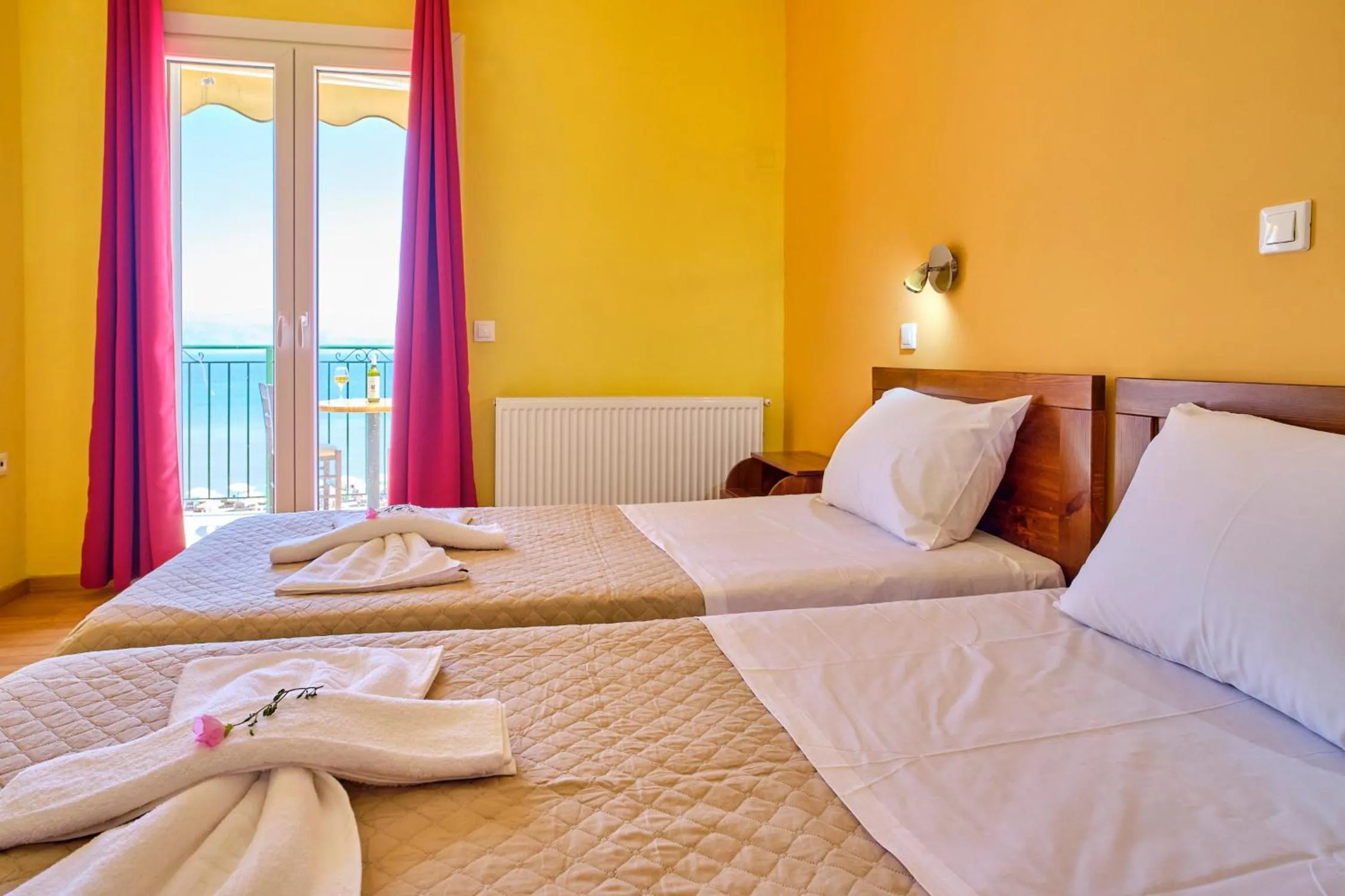 Bed in Nikos Kalamaki Corfu