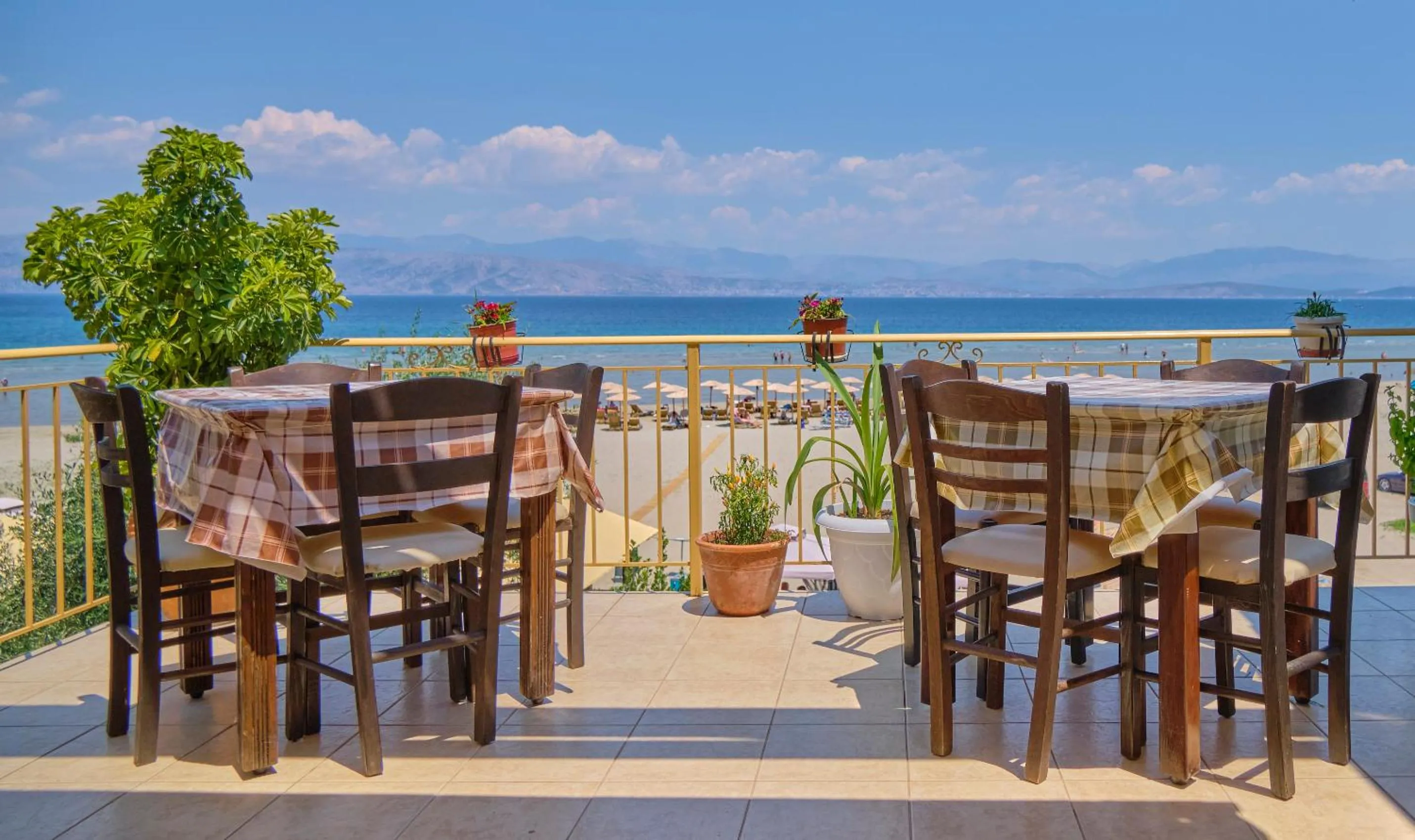 Restaurant/places to eat in Nikos Kalamaki Corfu