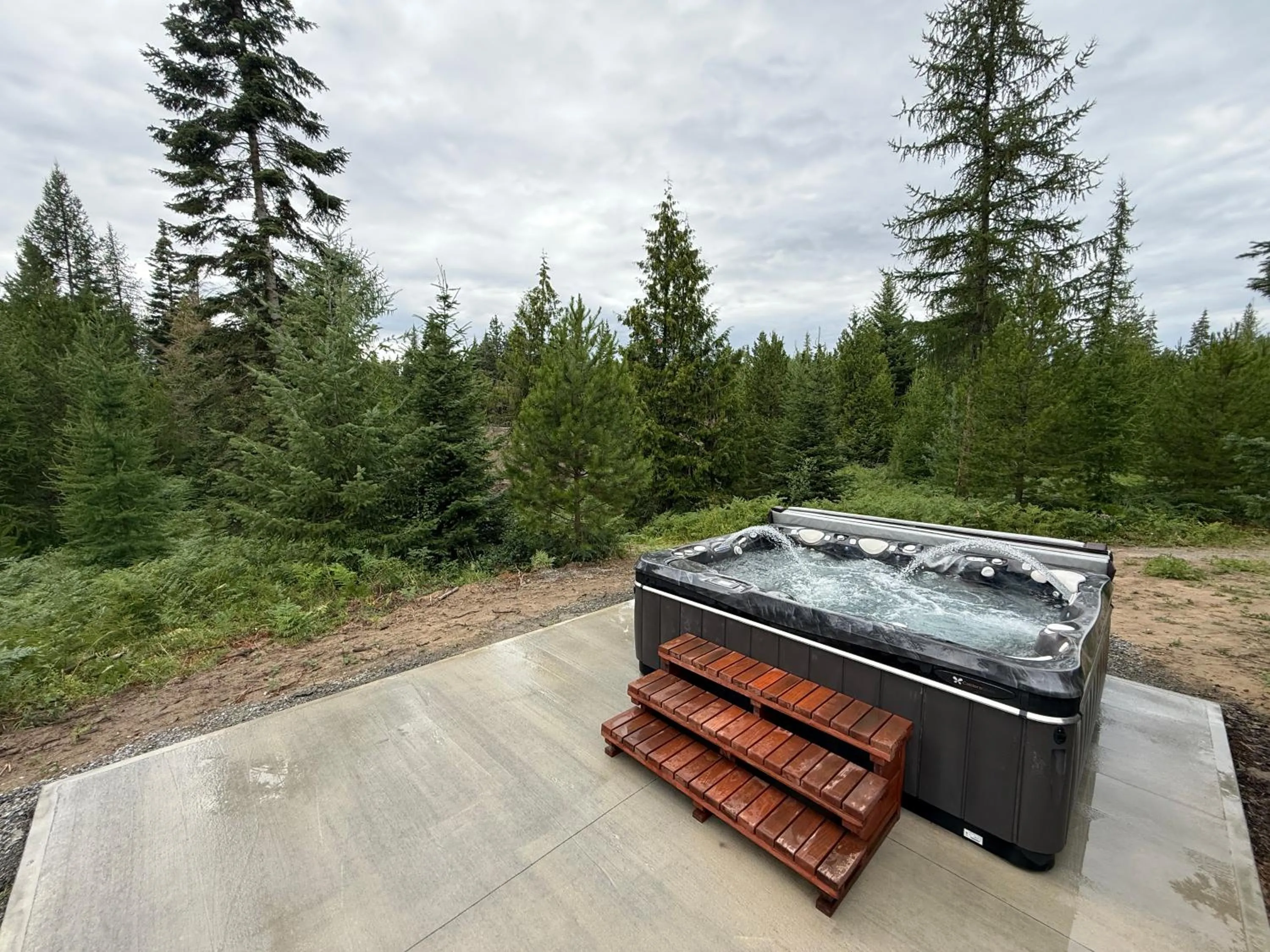 Hot Tub in North Haven Campground