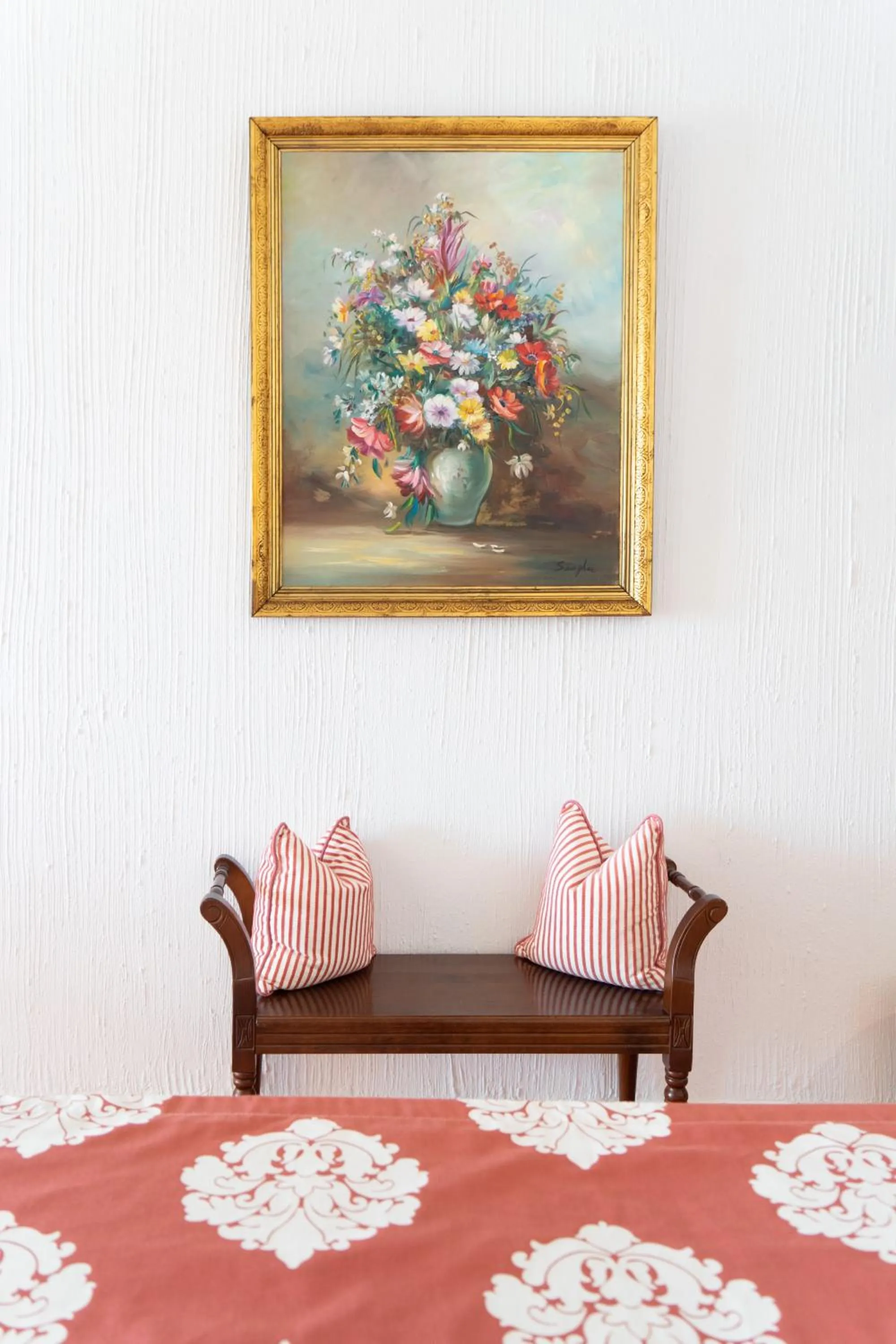 Bed in Hotel Bon Sol Resort & Spa