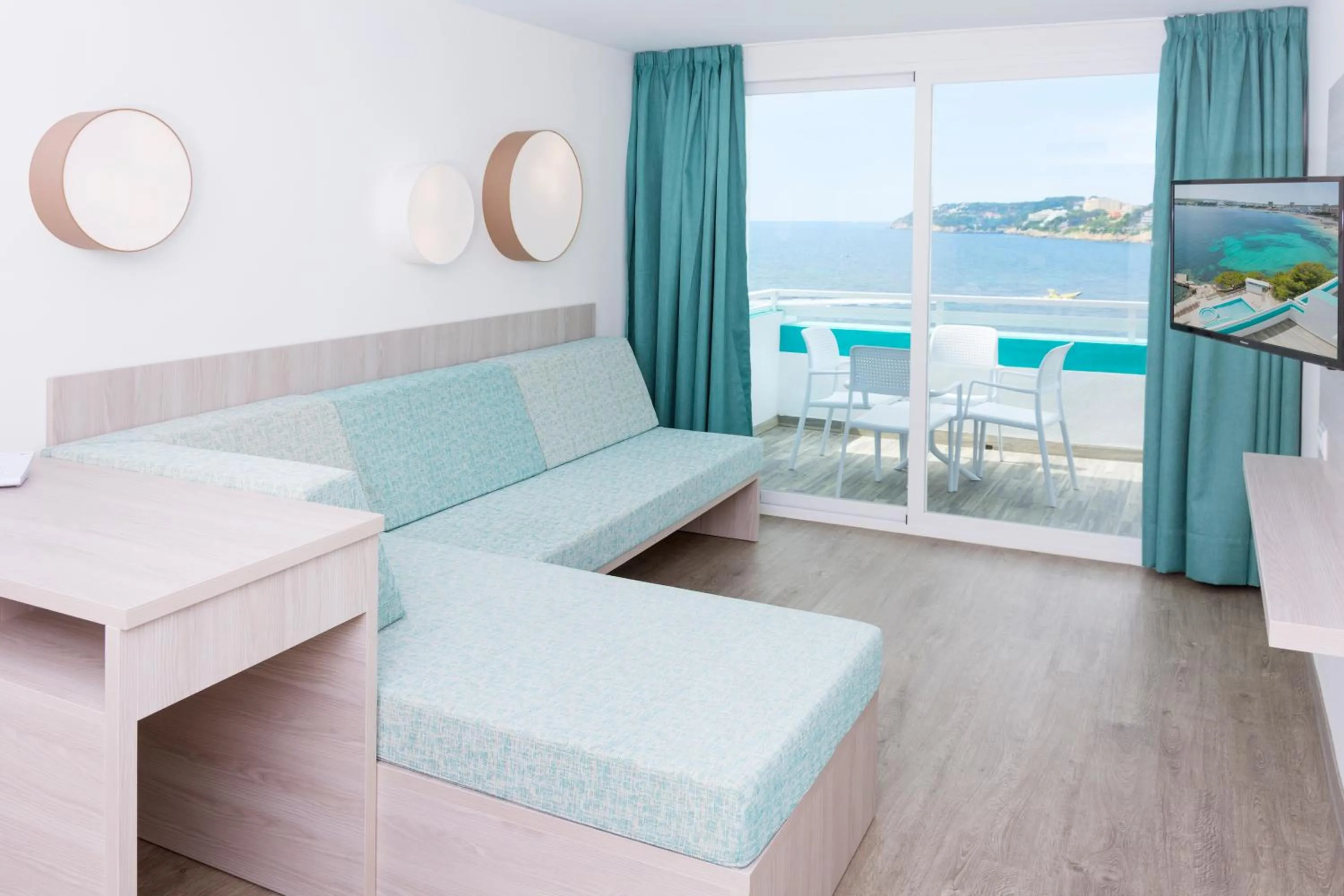 Balcony/Terrace, Bed in HSM Sandalo Beach