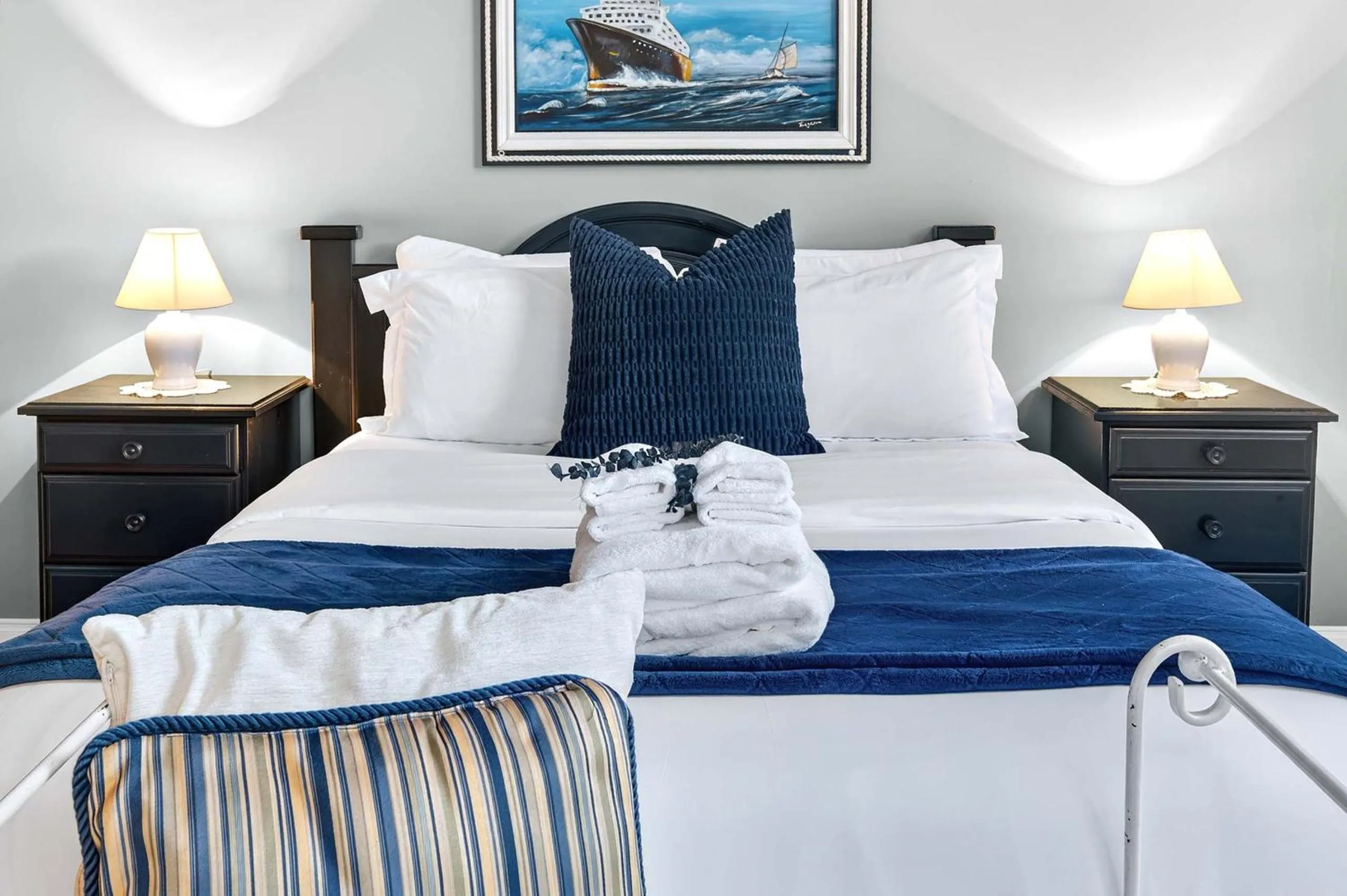 Domaine Rivière Sacacomie Chalets et Bed and Breakfast -Manoir Canergie