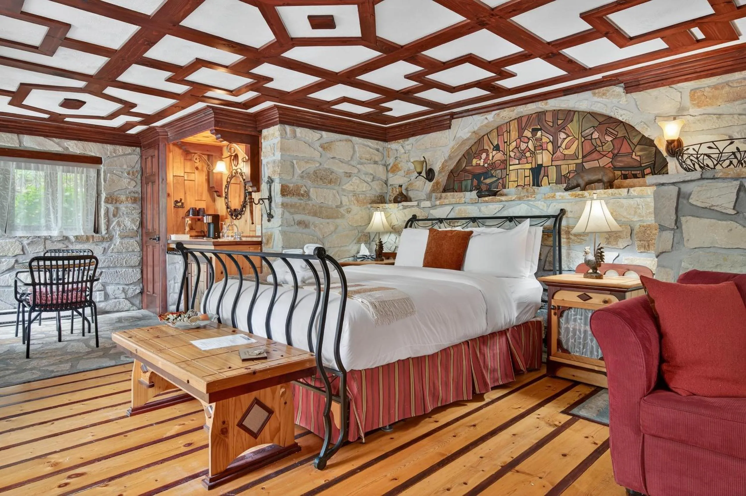 Domaine Rivière Sacacomie Chalets et Bed and Breakfast -Manoir Canergie