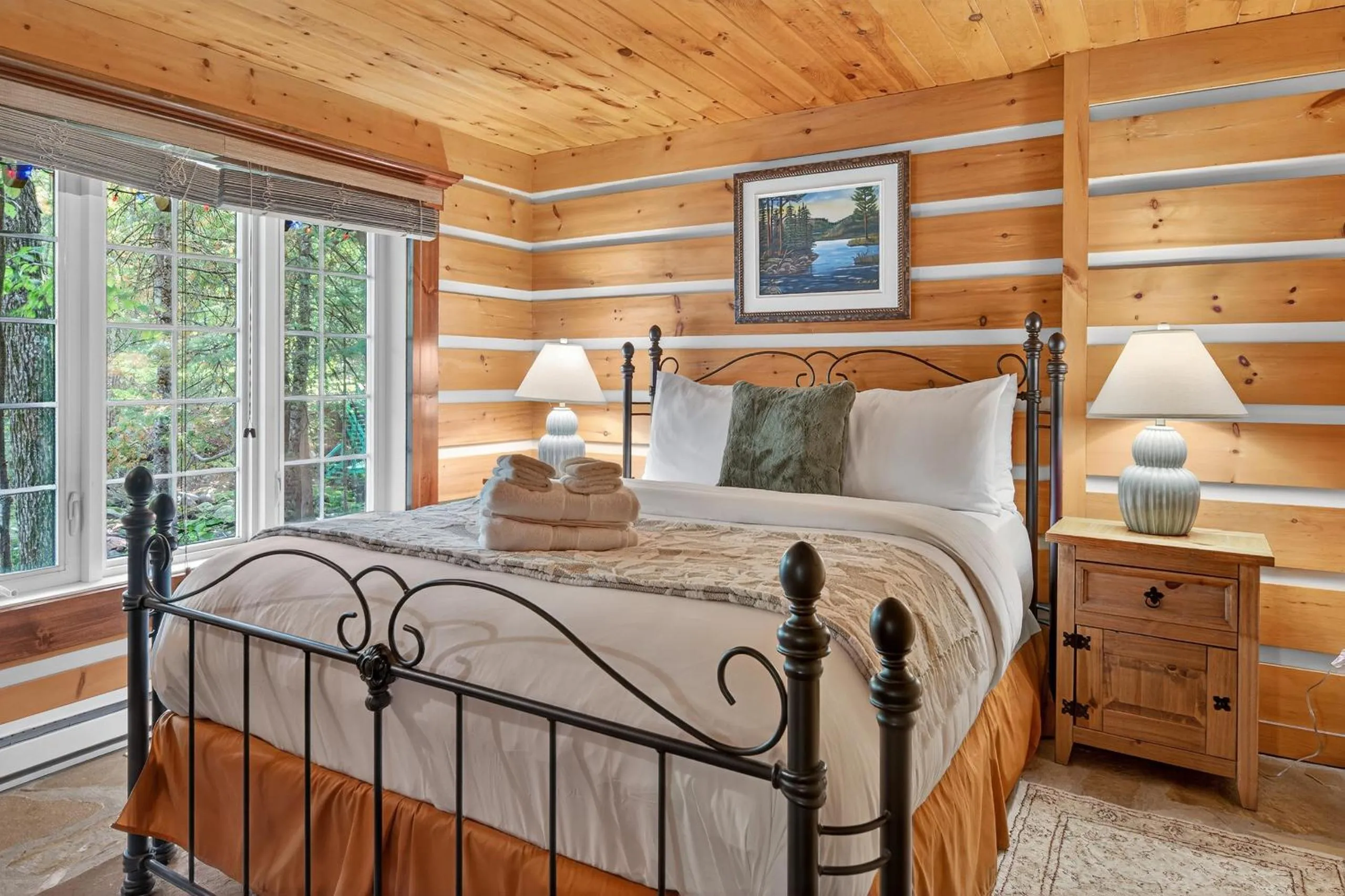 Domaine Rivière Sacacomie Chalets et Bed and Breakfast -Manoir Canergie