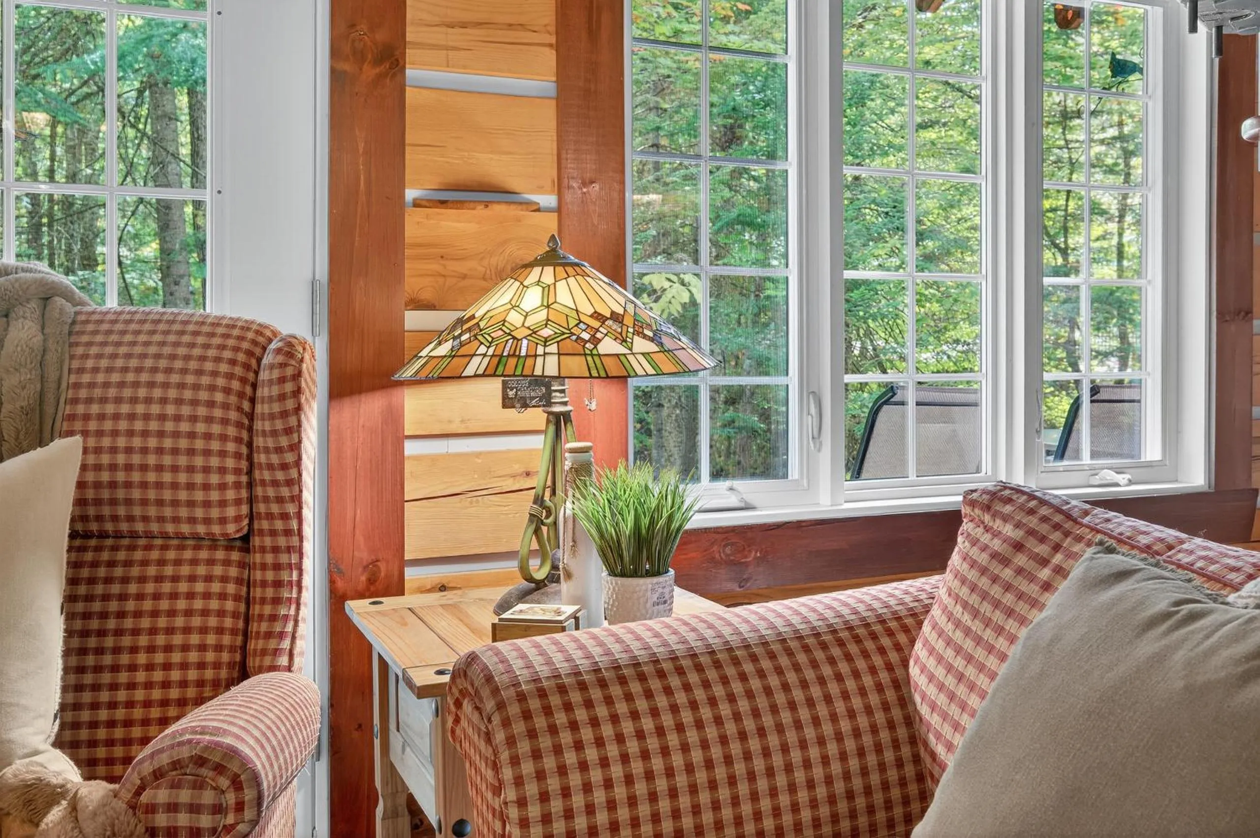 Domaine Rivière Sacacomie Chalets et Bed and Breakfast -Manoir Canergie