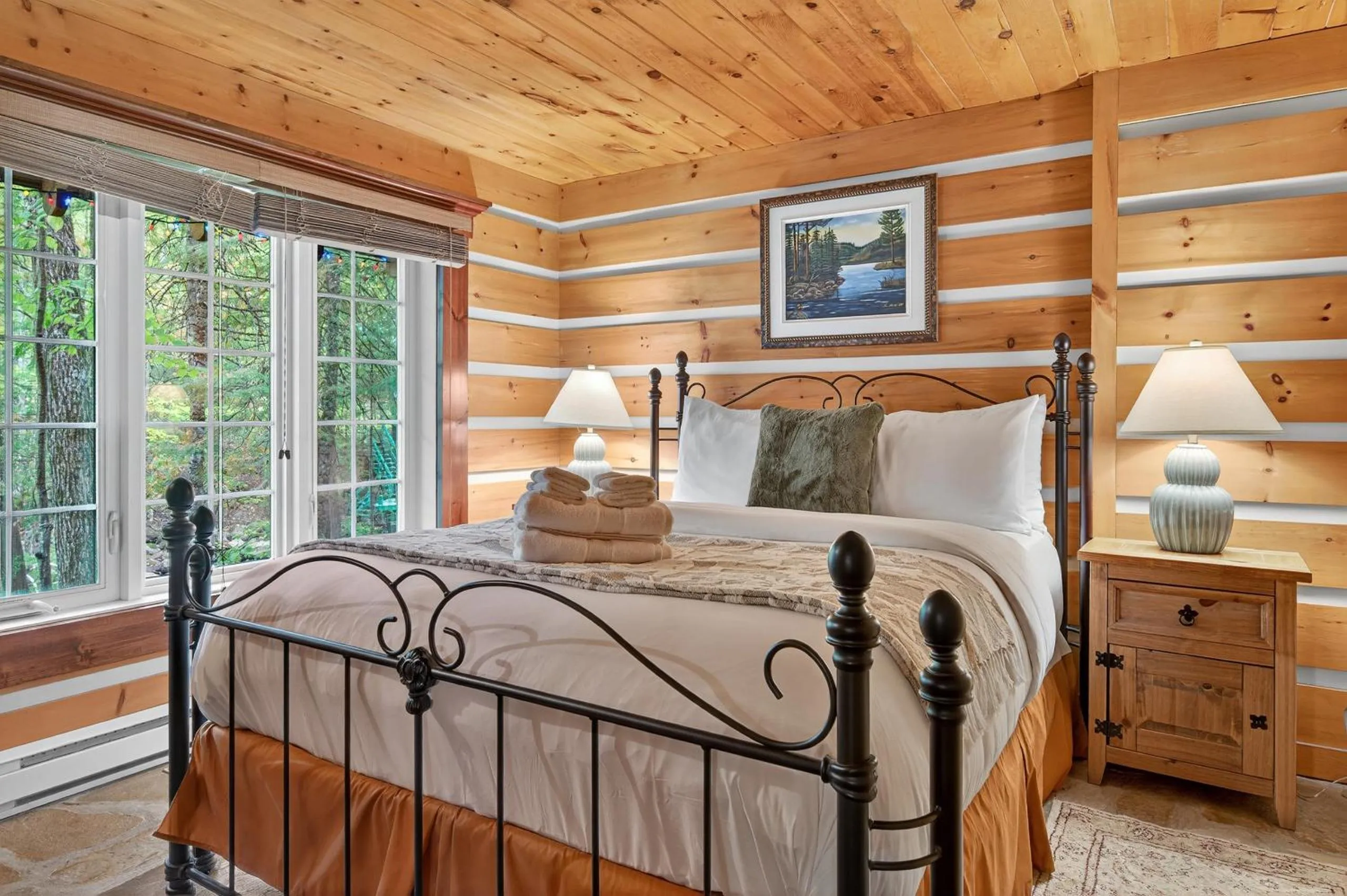 Domaine Rivière Sacacomie Chalets et Bed and Breakfast -Manoir Canergie