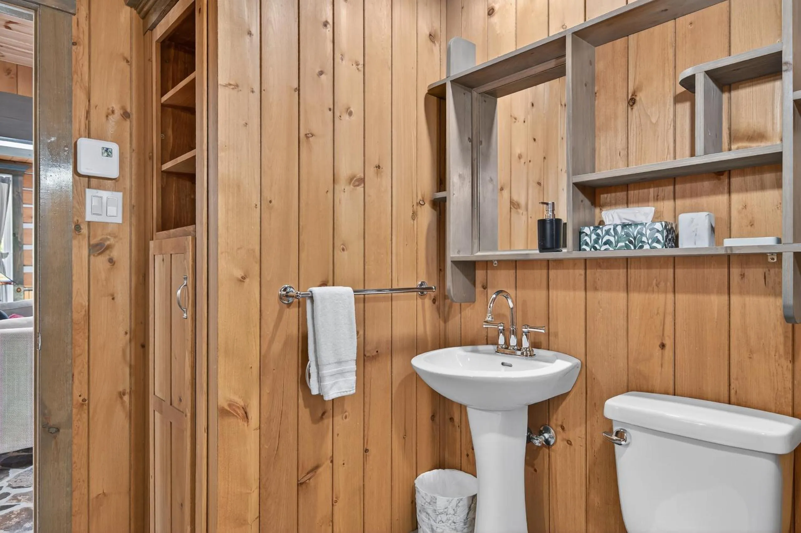 Domaine Rivière Sacacomie Chalets et Bed and Breakfast -Manoir Canergie