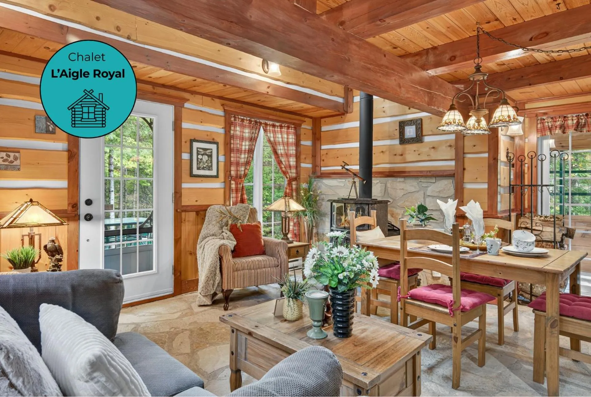 Domaine Rivière Sacacomie Chalets et Bed and Breakfast -Manoir Canergie