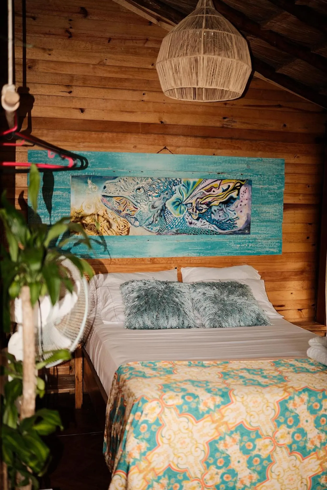 Bed in Cristal Blue Barú