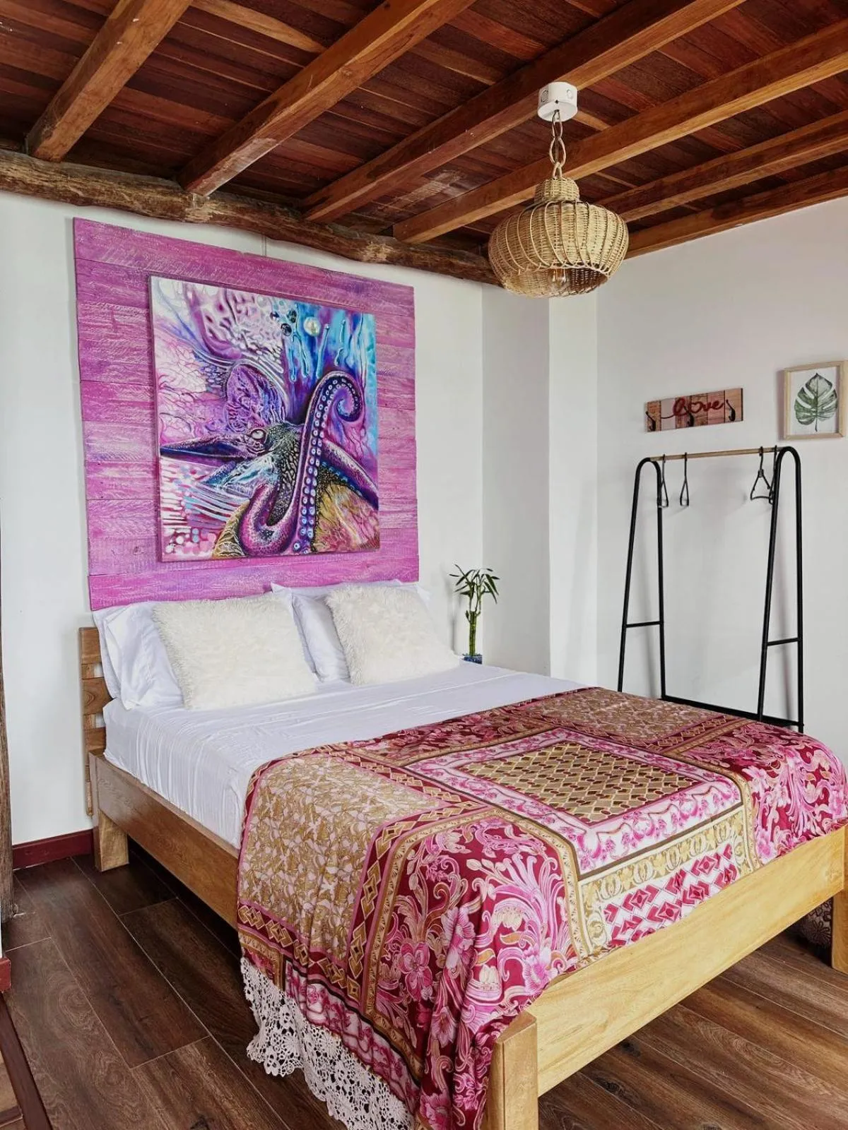 Bed in Cristal Blue Barú