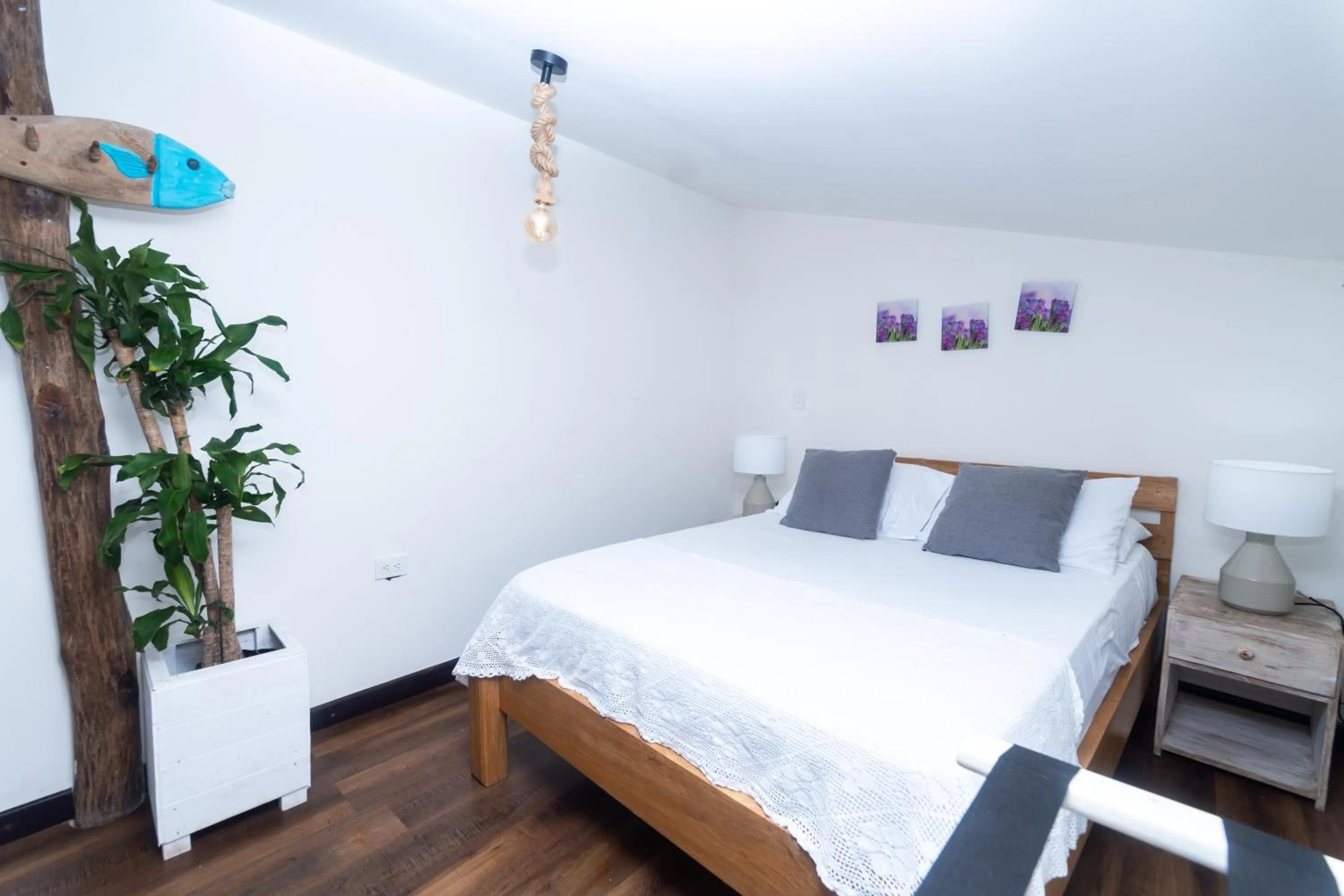 Bed in Cristal Blue Barú