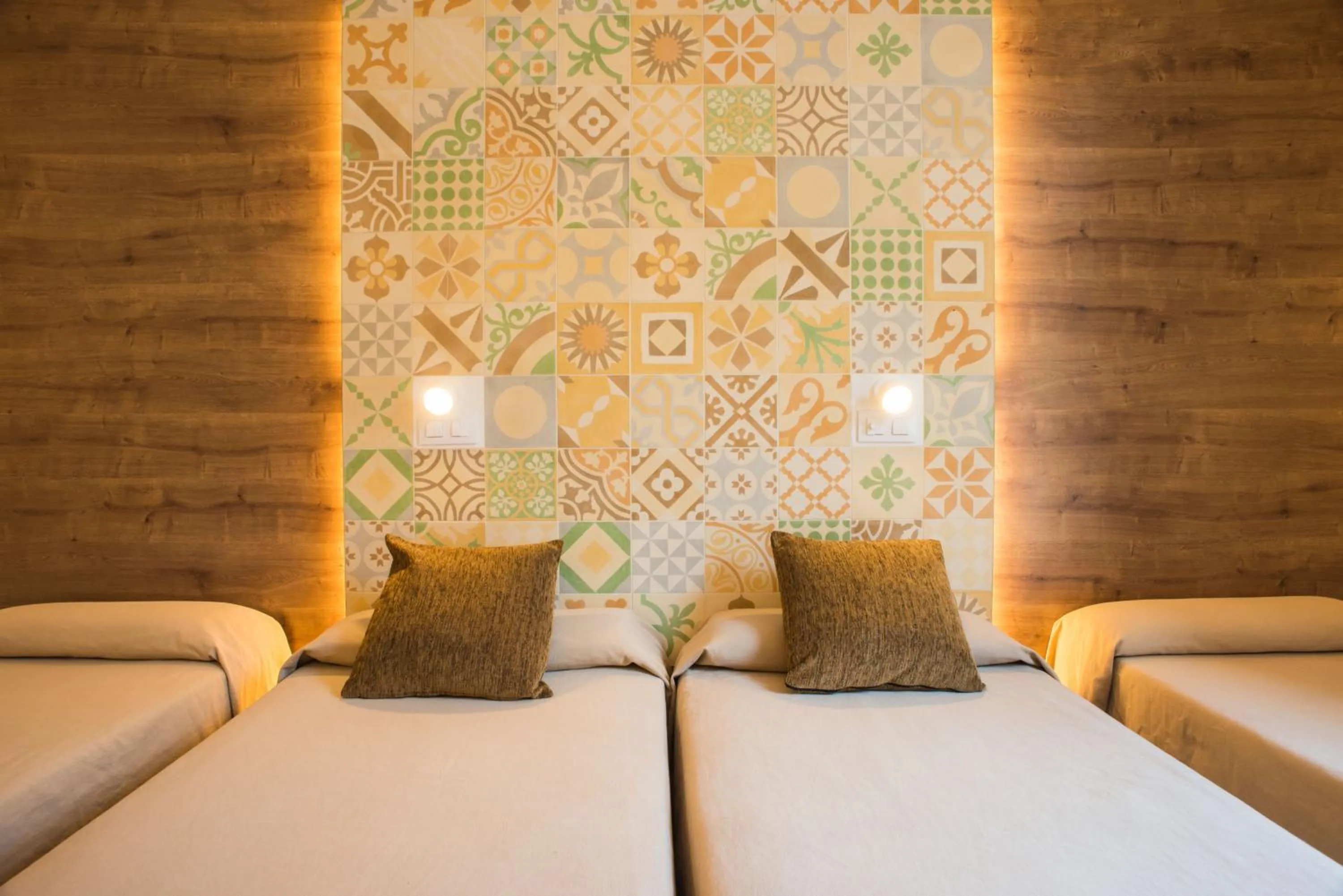 Bed in Hostal Marenostrum