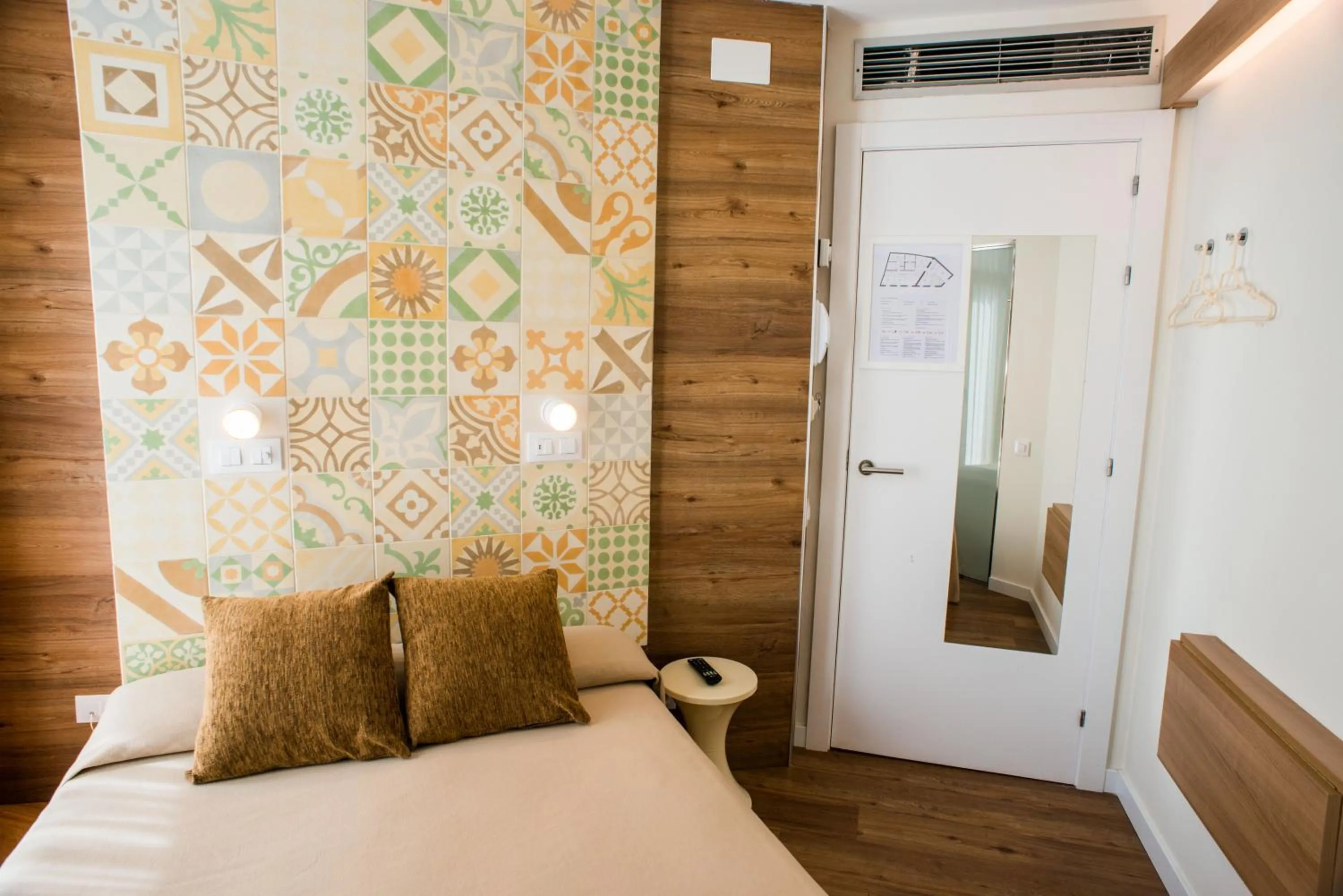 Photo of the whole room, Bed in Hostal Marenostrum