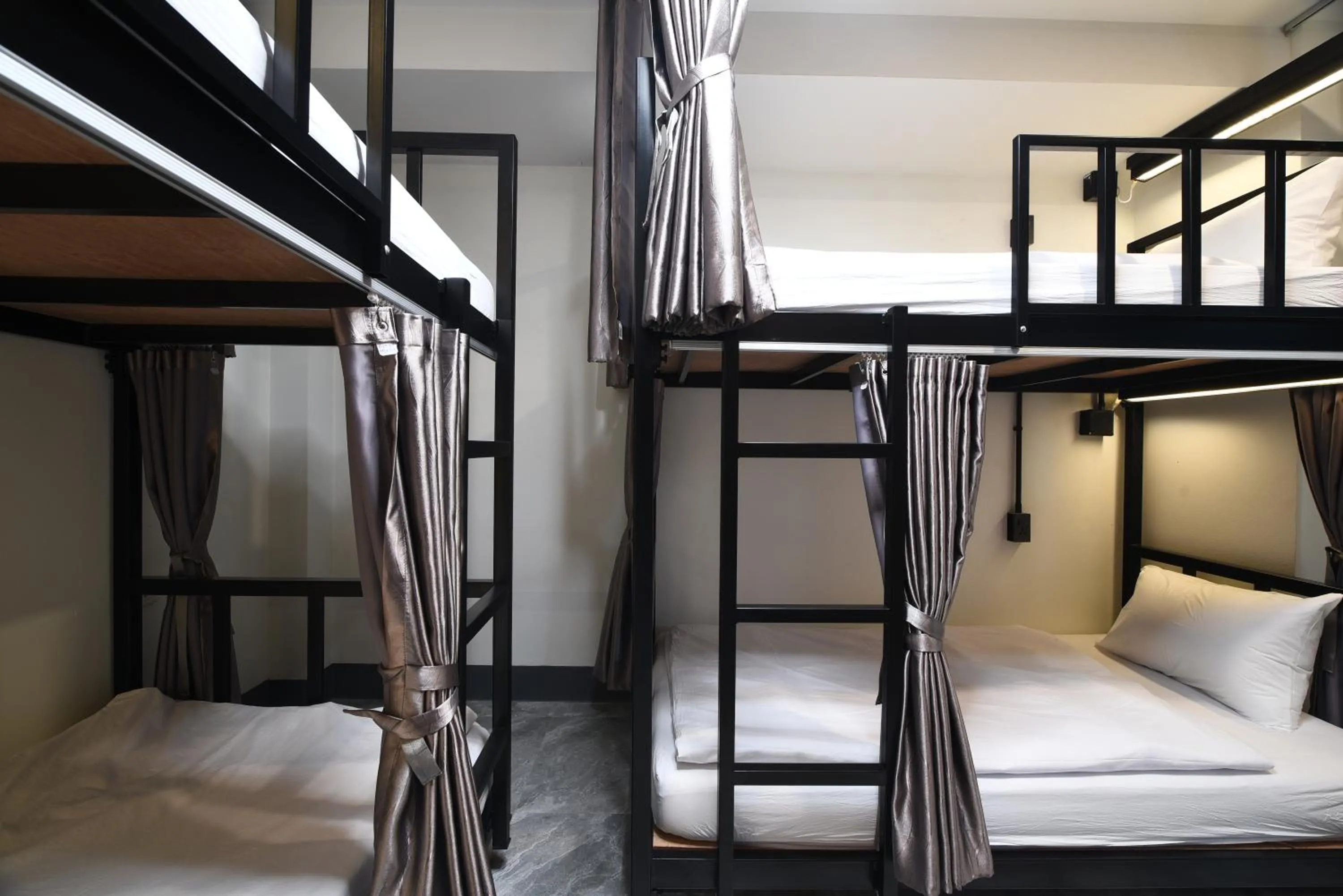 Bed in KOKO Party Hostel 18-40