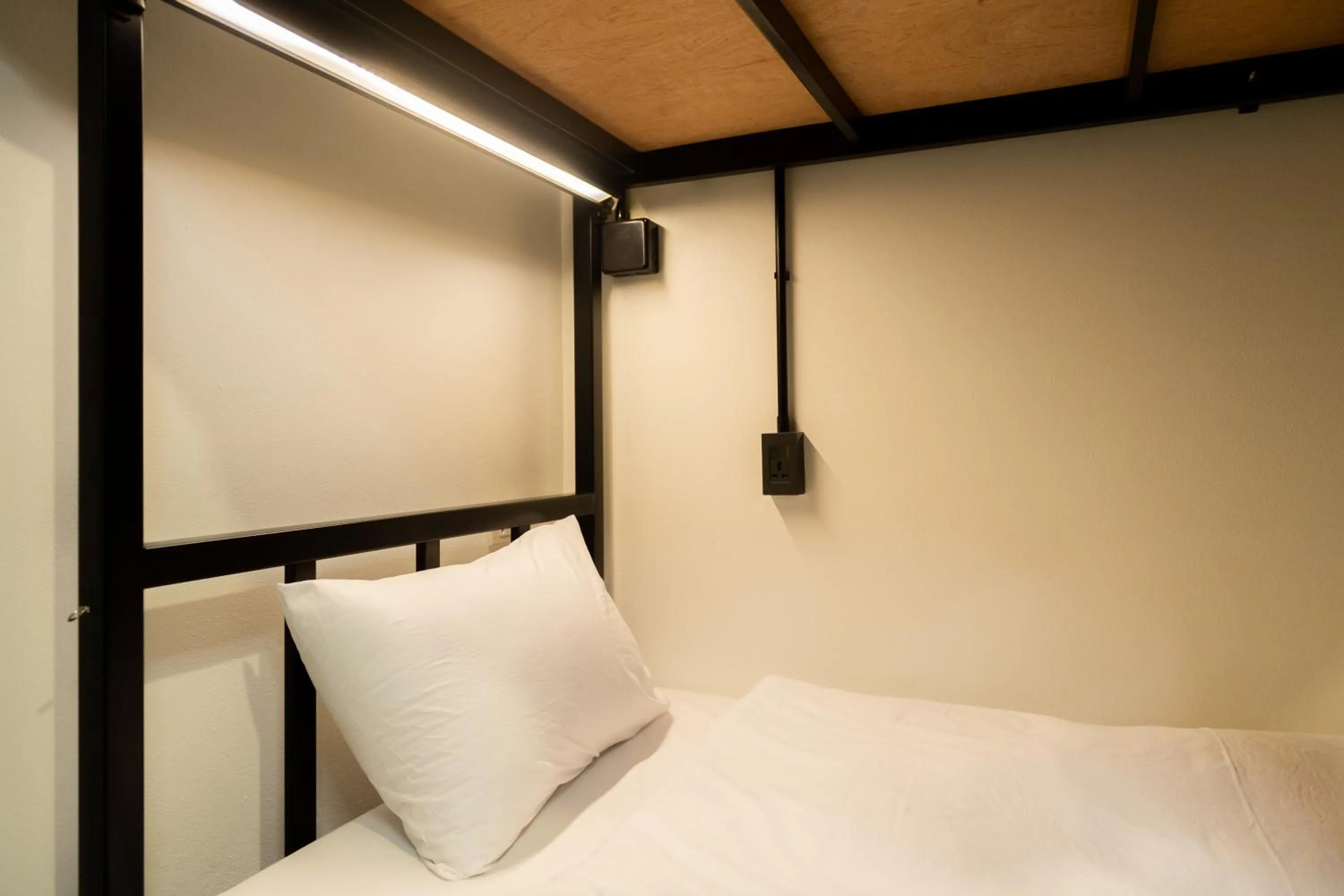 Bed in KOKO Party Hostel 18-40