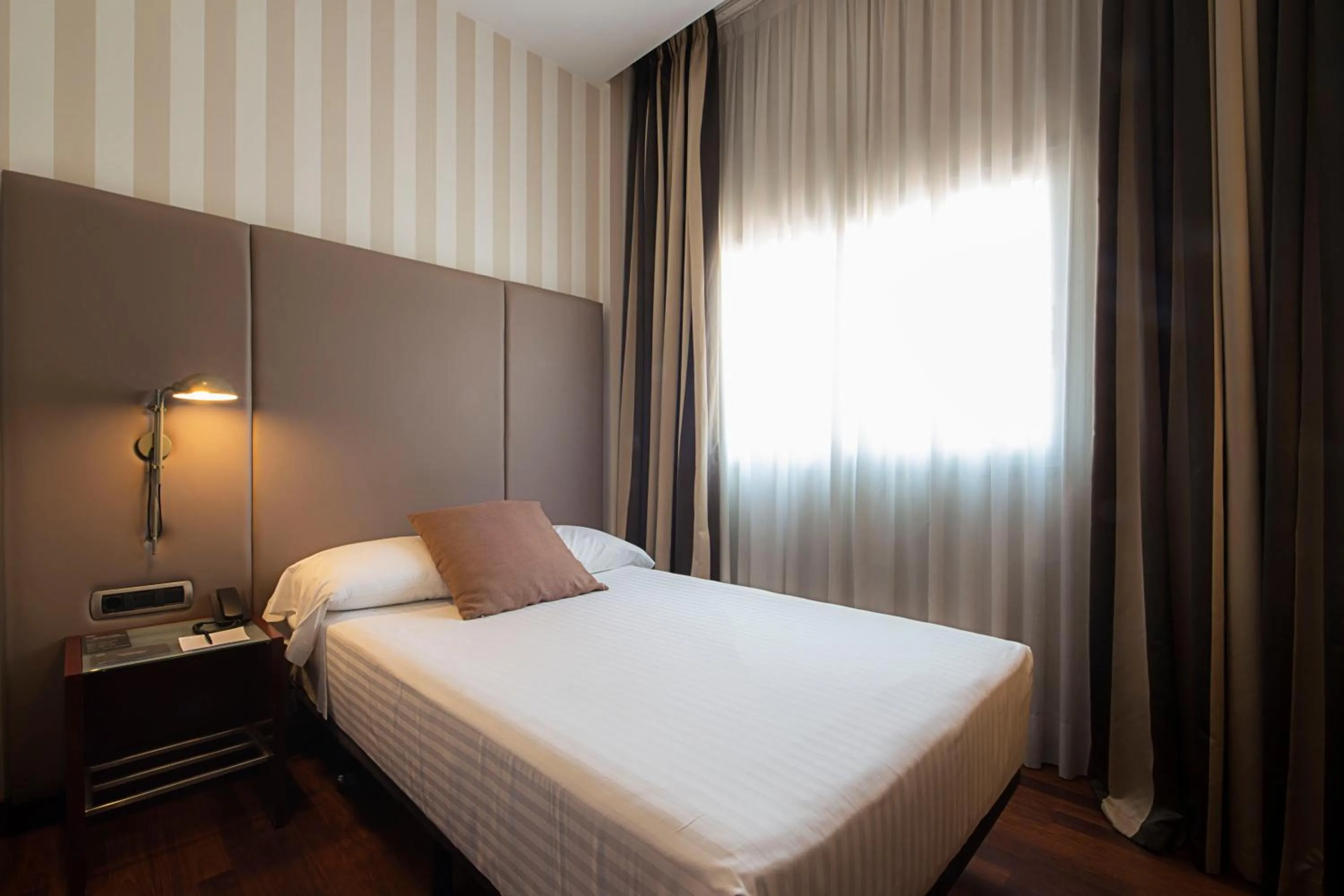 Bed in Zenit Valencia