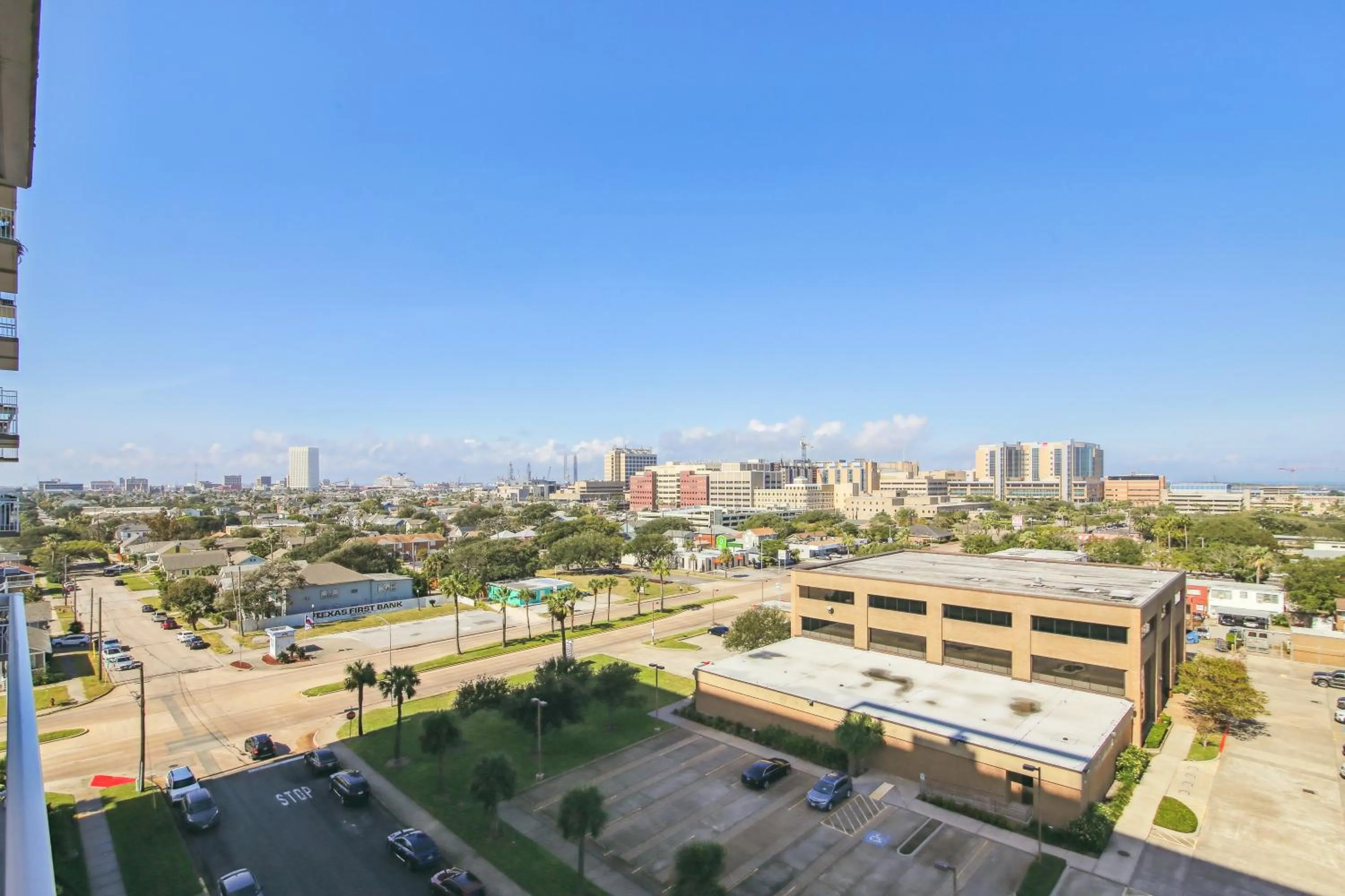 Property building in Emerald 705