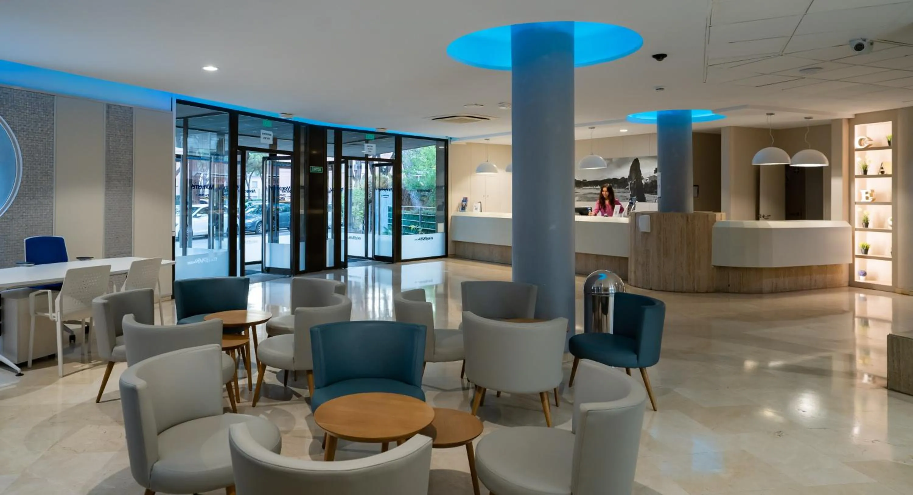 Lobby or reception in Medplaya Hotel Monterrey