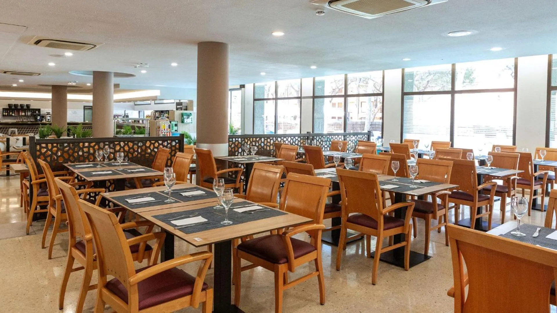 Restaurant/places to eat in Medplaya Hotel Monterrey