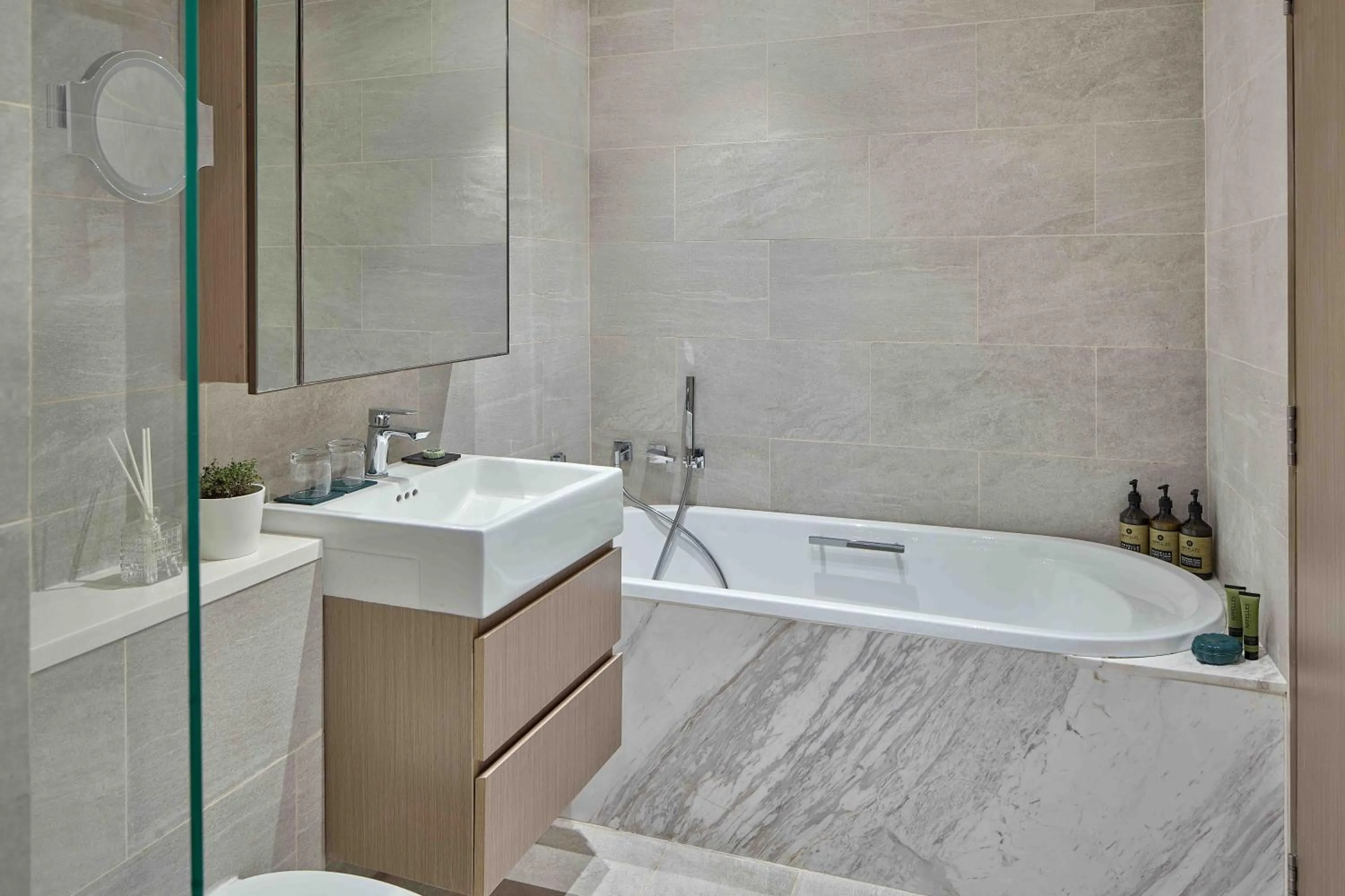 Bath in Lanson Place Mall of Asia Manila