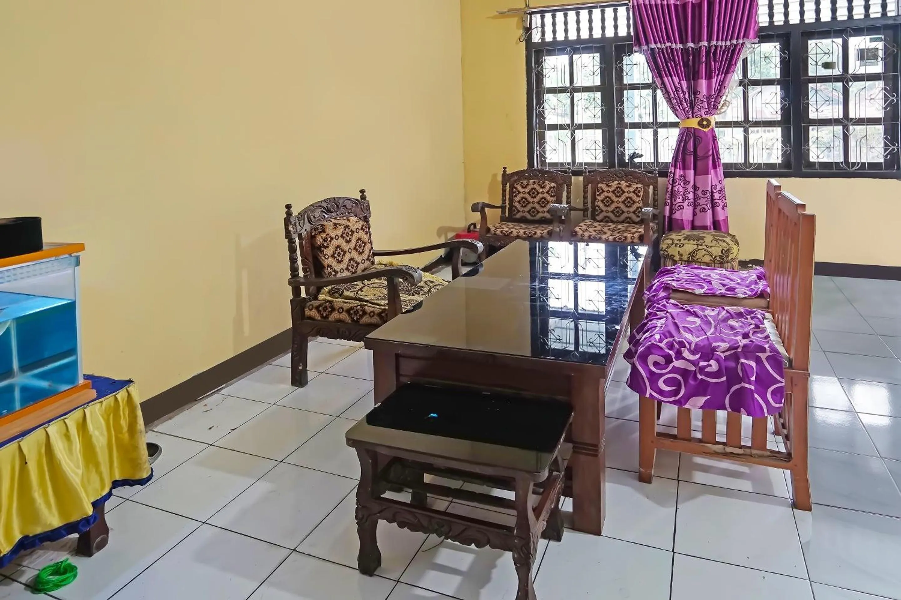 Lobby or reception in Hotel O Arfan HouseNearDanau Ranau