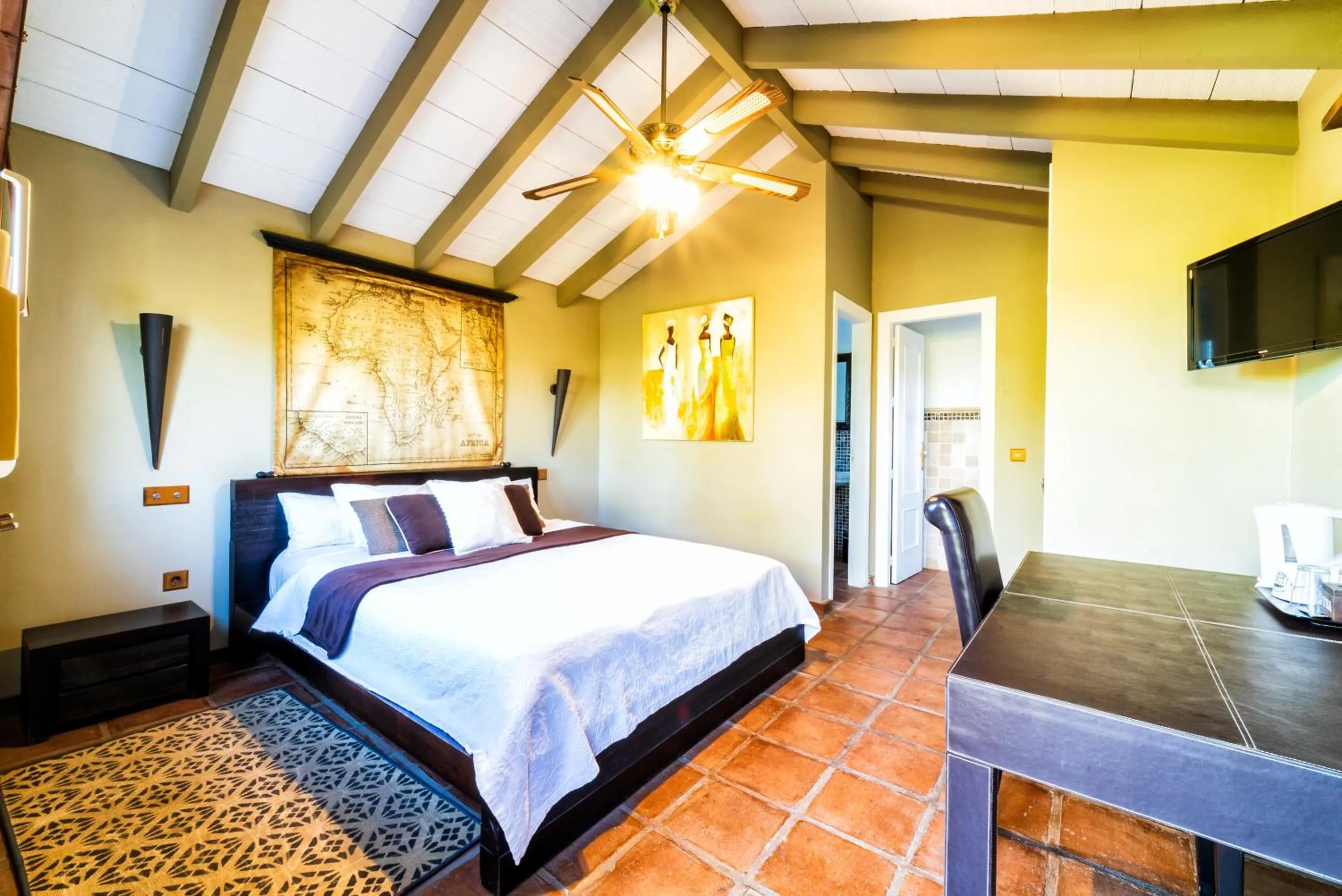 Photo of the whole room, Bed in Family hotel Al- Ana Marbella