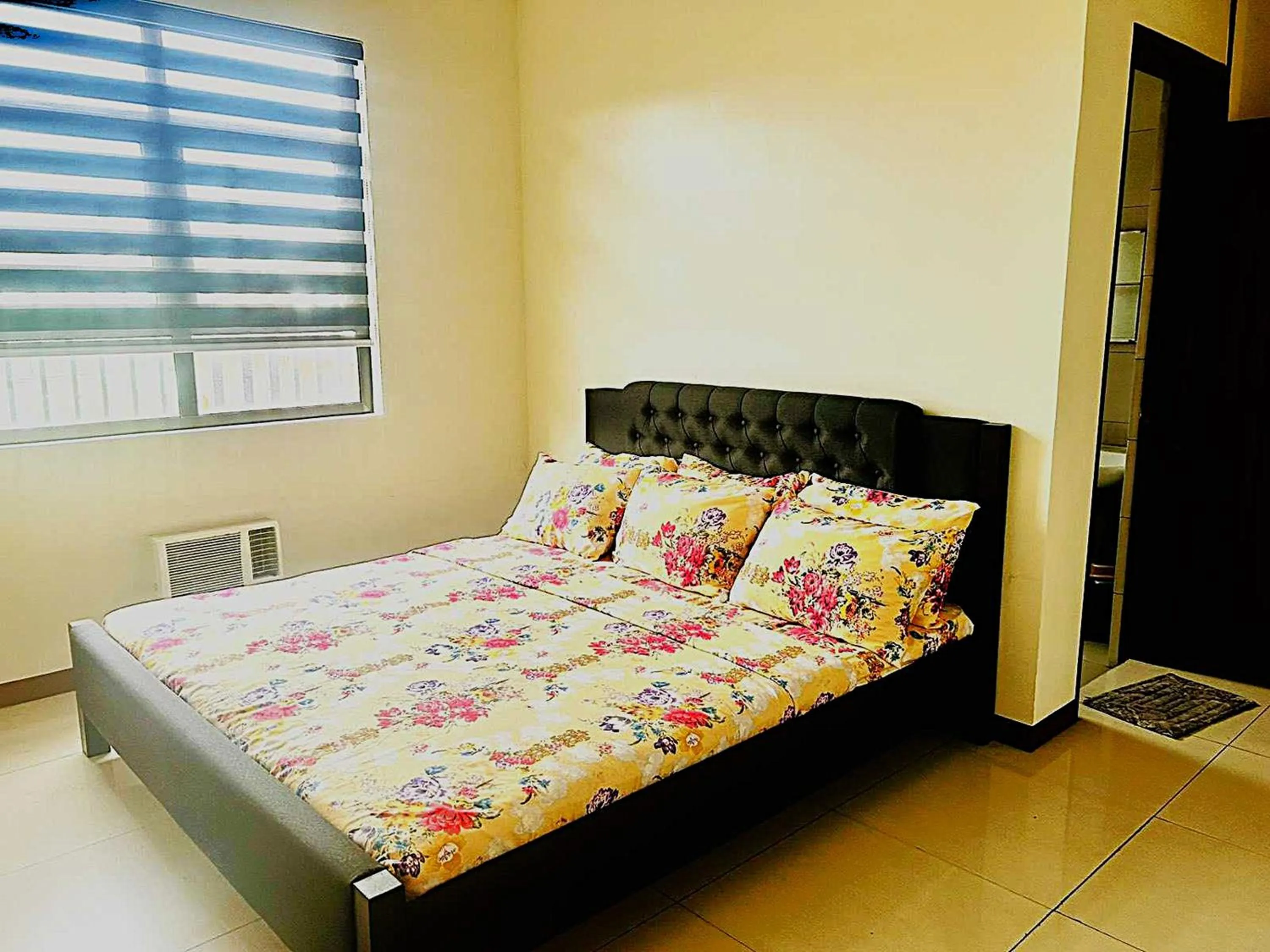 Bed in Verjandel Residences