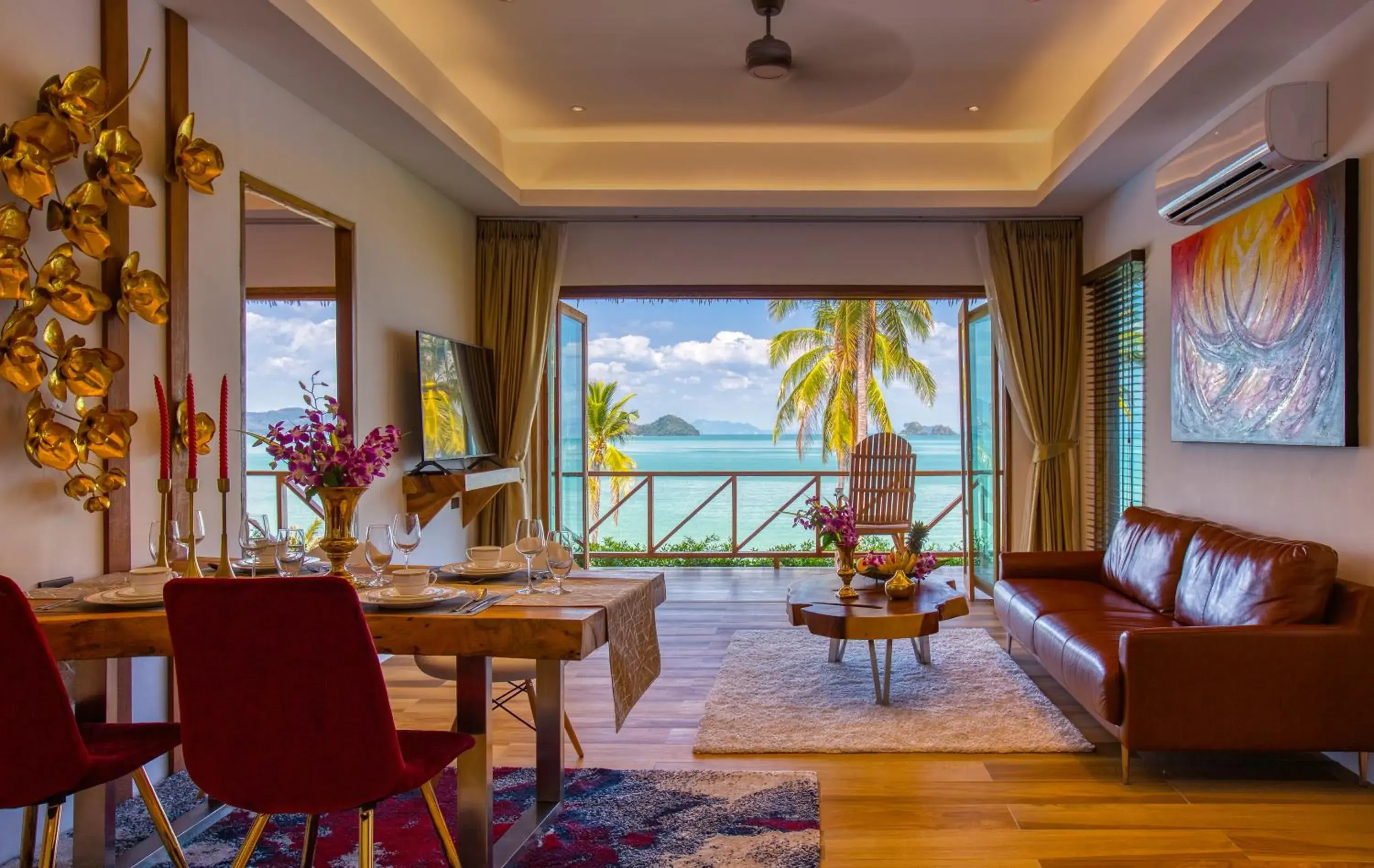 Villa with Sea View in Coconut Grove Resort Villa with Sea View in Coconut Grove Resort