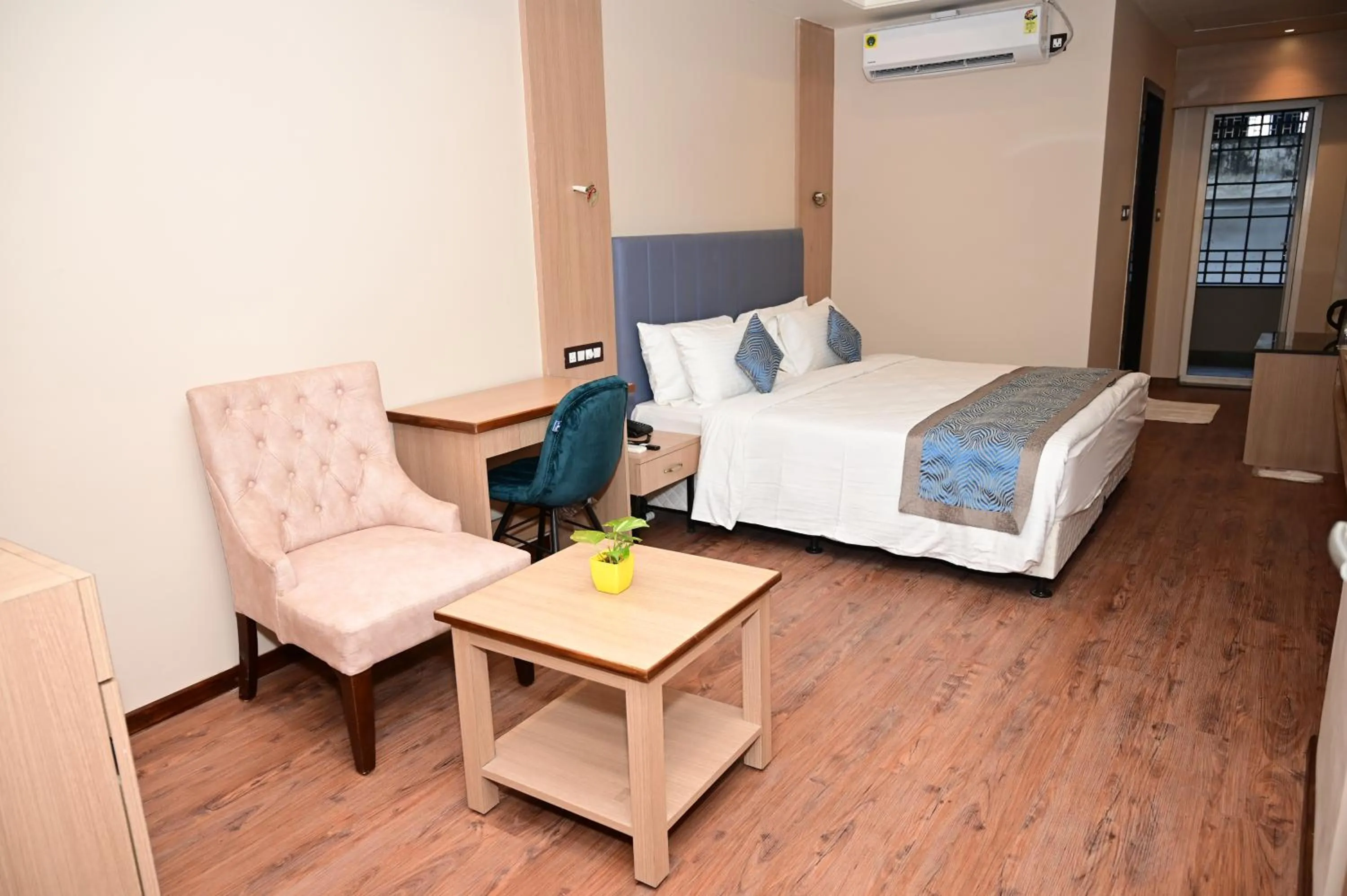 Bed in PIPUL PADMAJA PRIDE