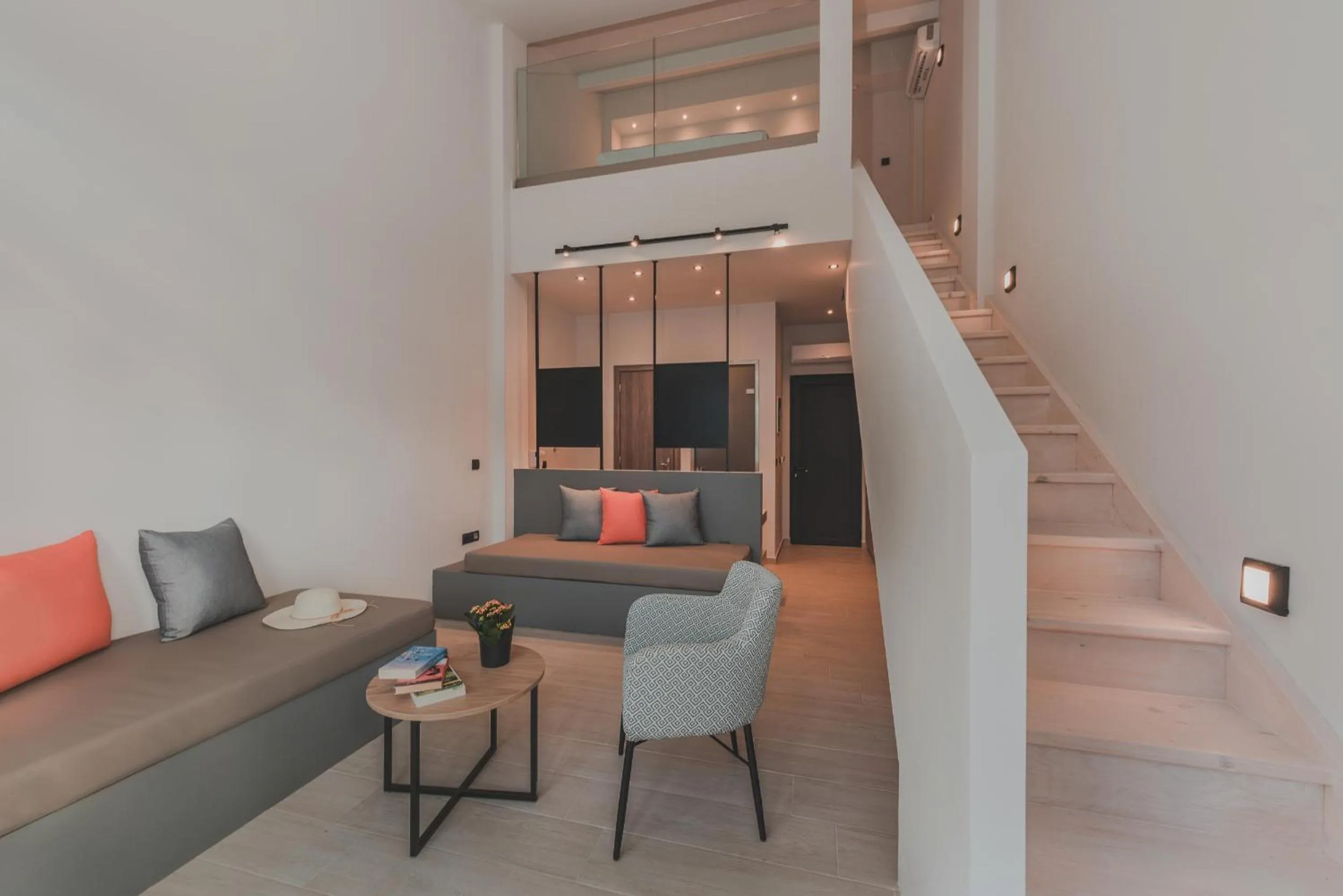 Living room in Cavo di Suites